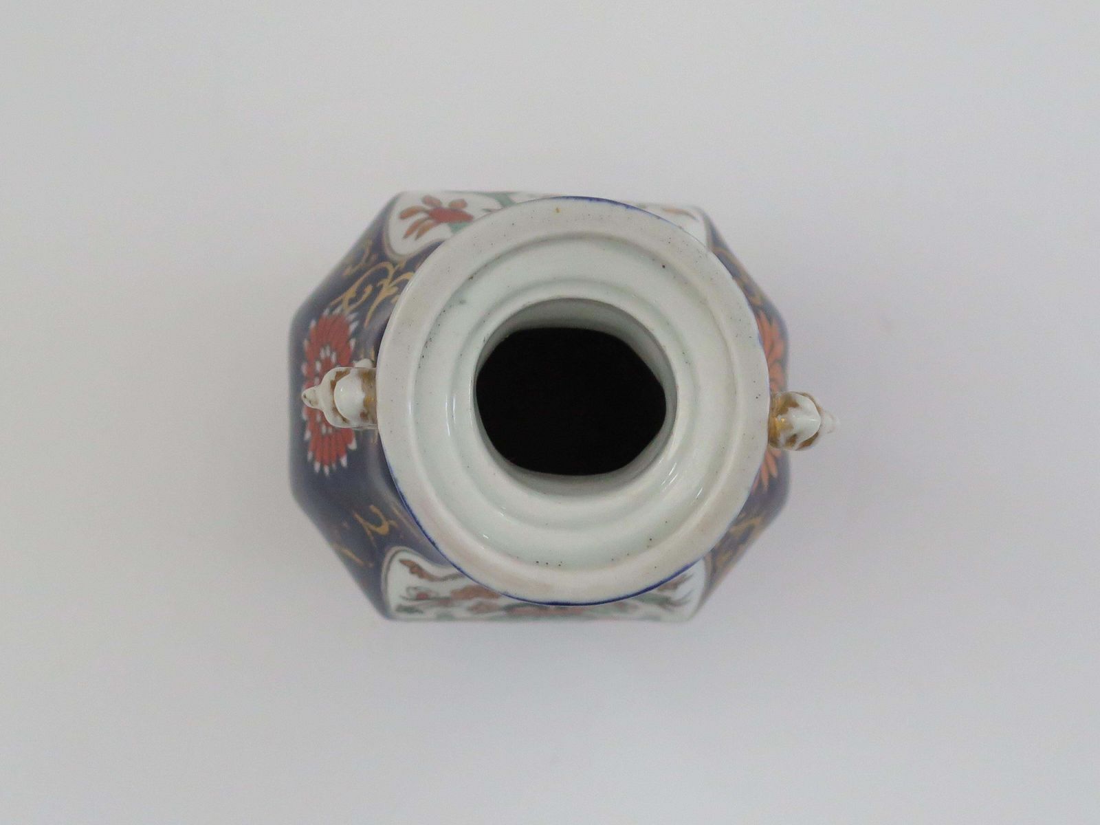 315.0 Masons Ironstone Vase In Blue Hawthorne Pattern (No. 2), Circa 1830 photo