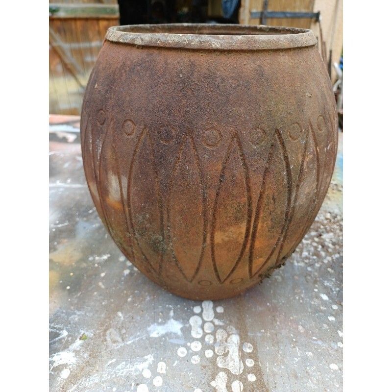 Pair Of Art Deco Cast Iron Vases From Charleville Mézières photo for sale