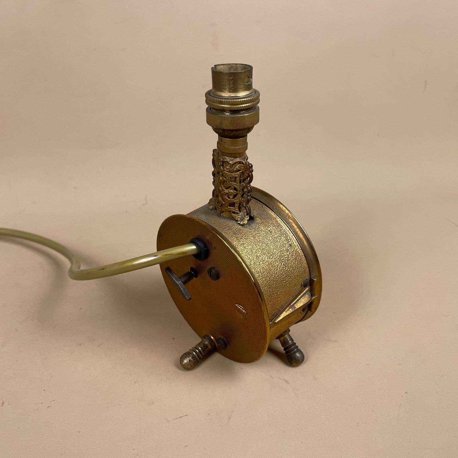 Vintage Thorens Swiss Musical Reading Lamp Gold Brass Metal Small Floral Embroidery Photo Locket (Repair Required) photo buy