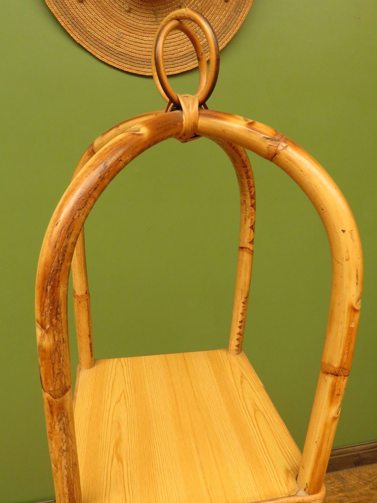 Boho Tiki Bamboo Stand photo vinterior