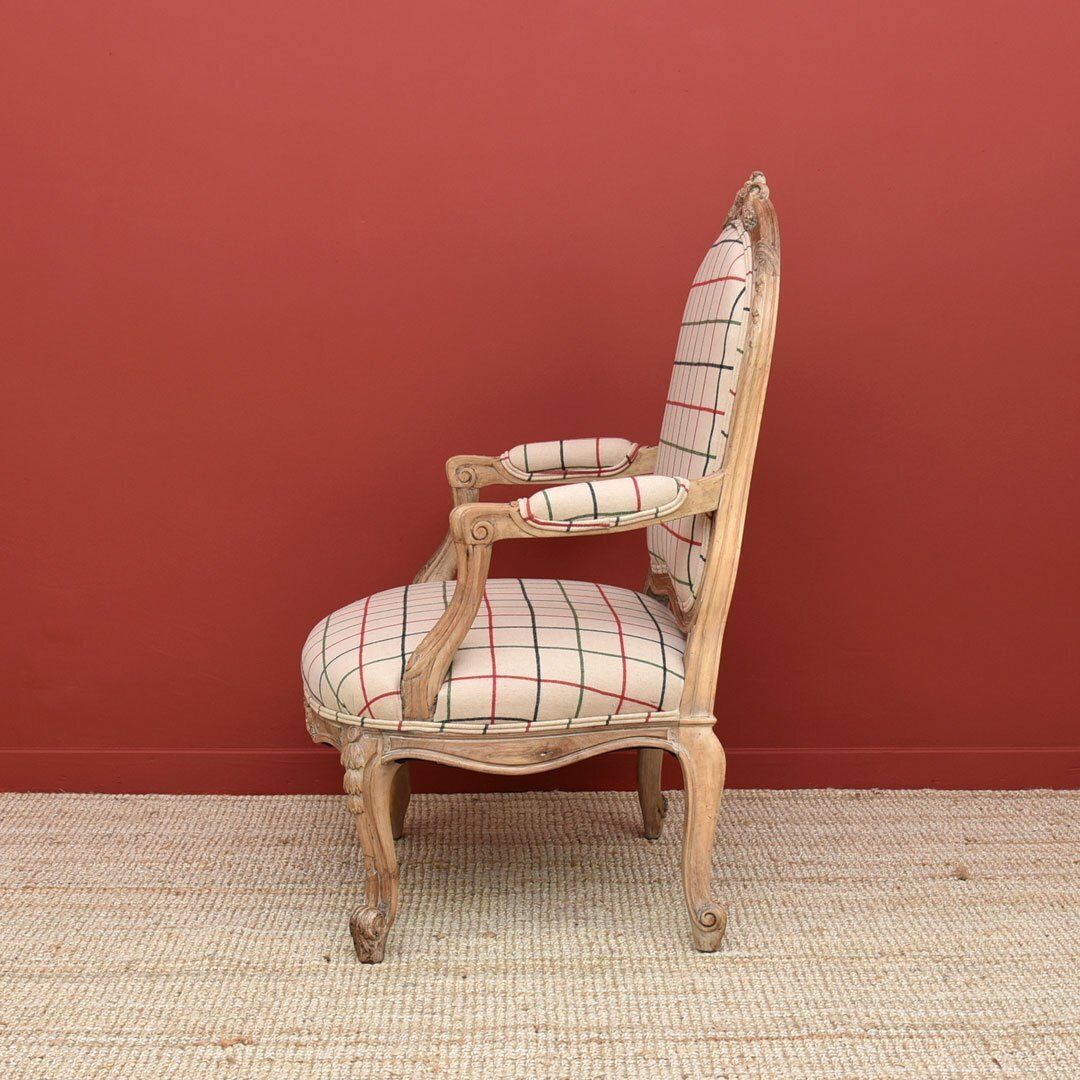 Eight Unique ‘Art Deco’ Style Chairs With Black Fixed Cushions photo Furniture