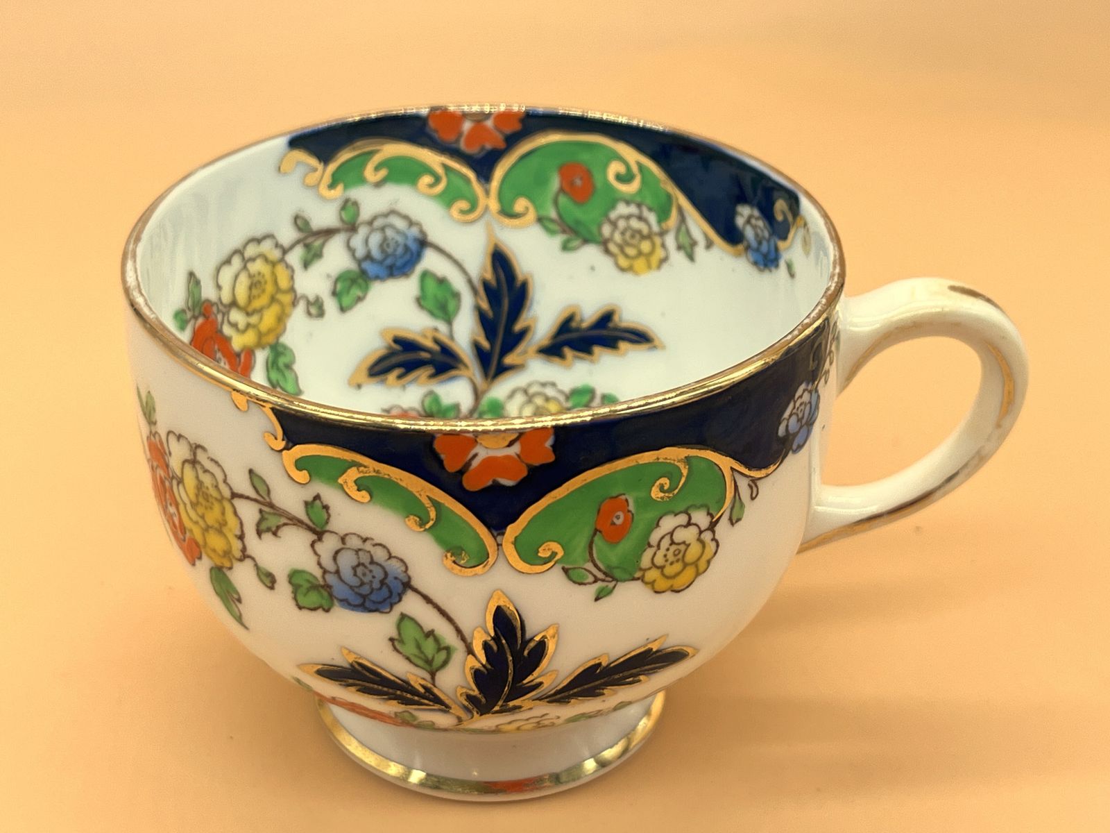 Vintage Royal Albert Crown China Bognor Design Tea Cup, Saucer & Side Plate Trio. No. 7466. photo vintage