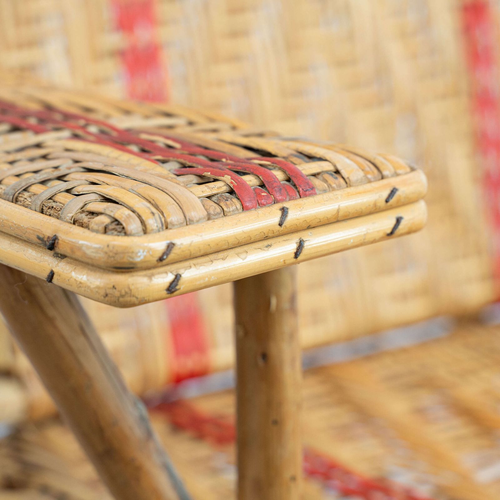 A French 1950’s Rattan Lounger photo vinterior