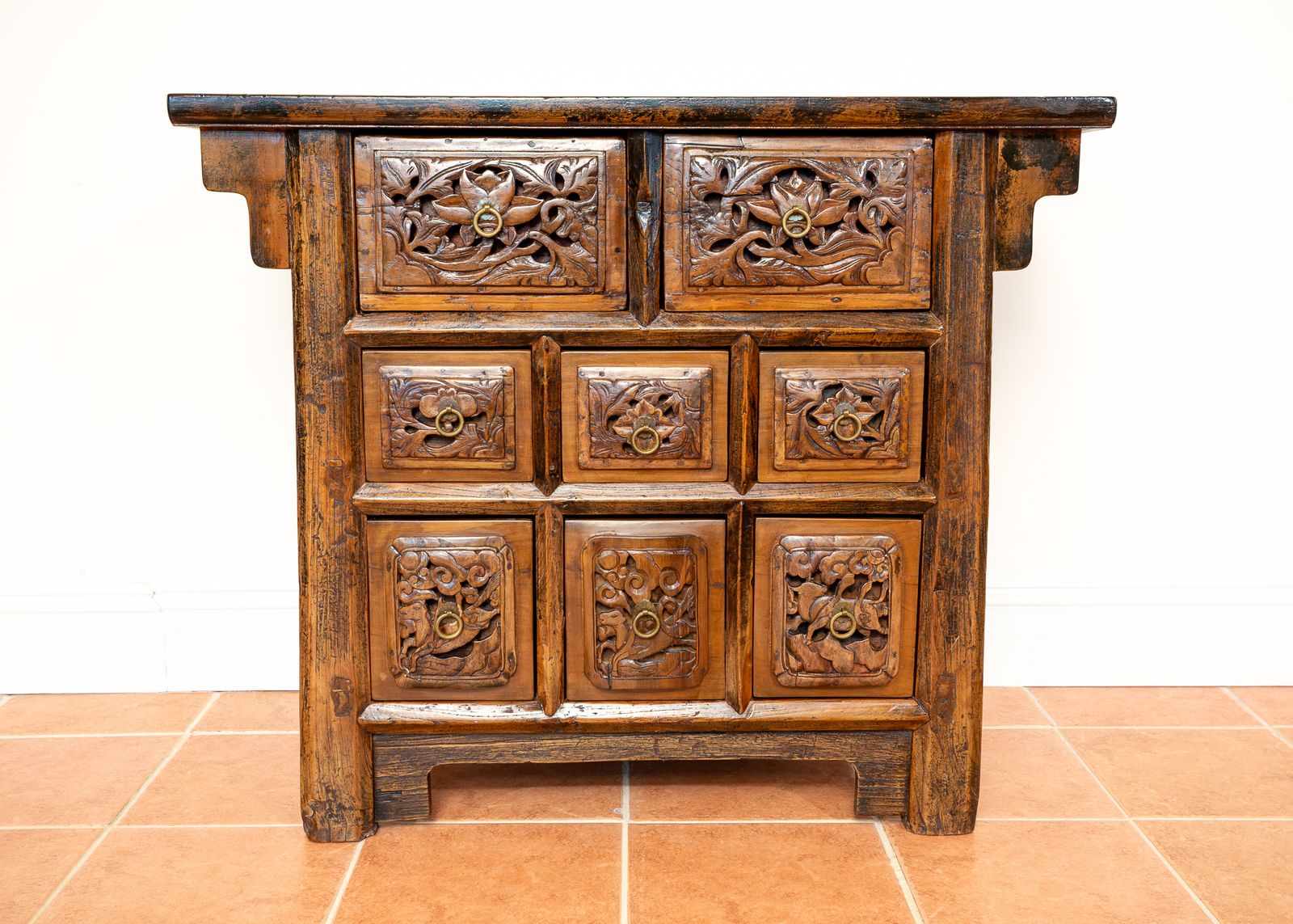 Fine Antique Carved Cabinet Chest Of Drawers Commode Chinese Altar Temple Butterfly Cabine.T 18th Century Raised Carving Consol.E Sideboar.D Credenza