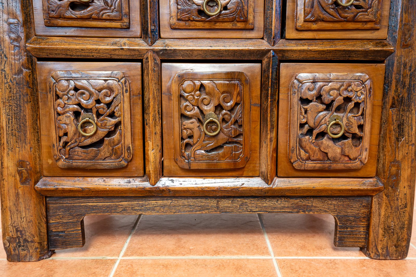 Fine Antique Carved Cabinet Chest Of Drawers Commode Chinese Altar Temple Butterfly Cabine.T 18th Century Raised Carving Consol.E Sideboar.D Credenza photo vinterior