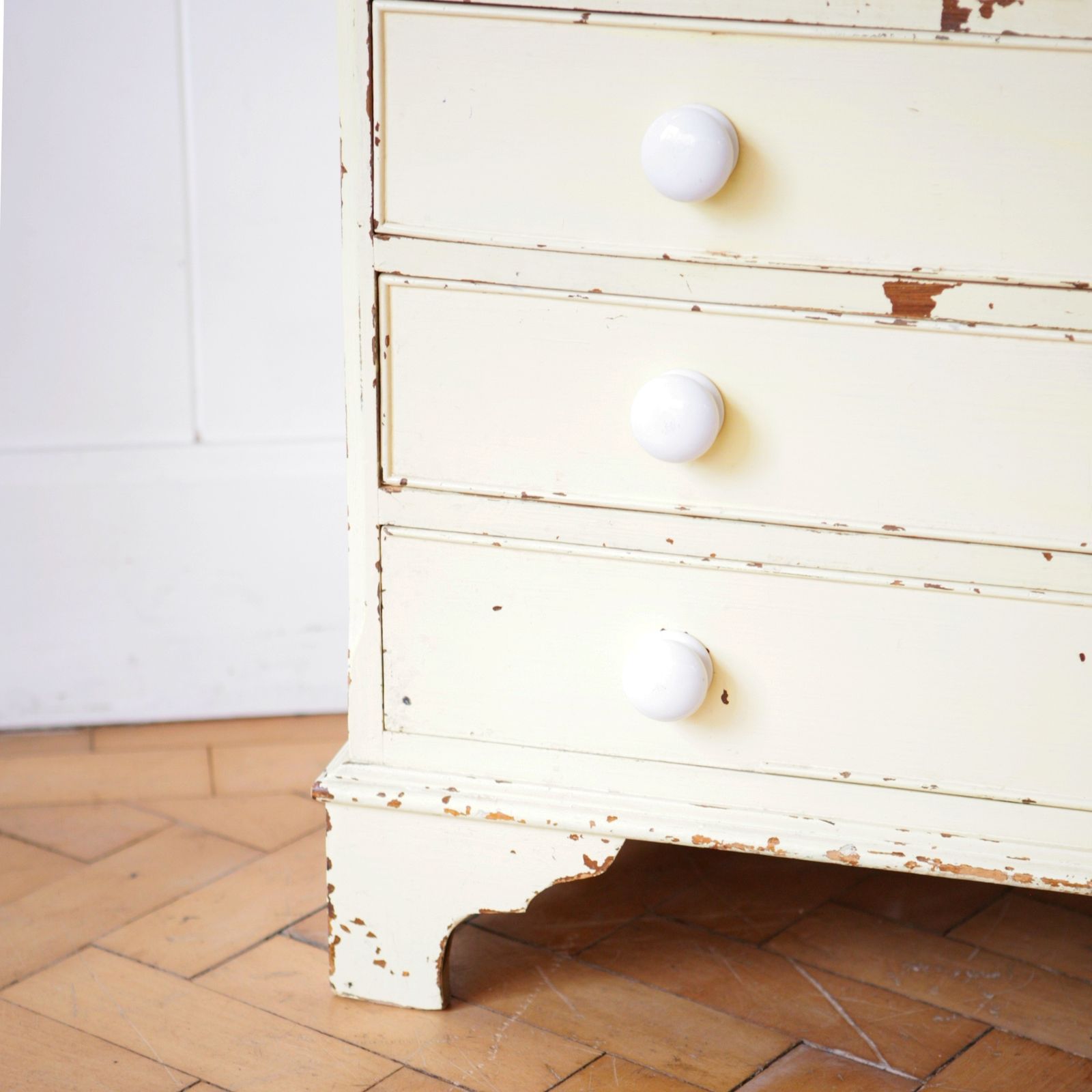 Small Painted Pine Chest Of Drawers. photo Furniture