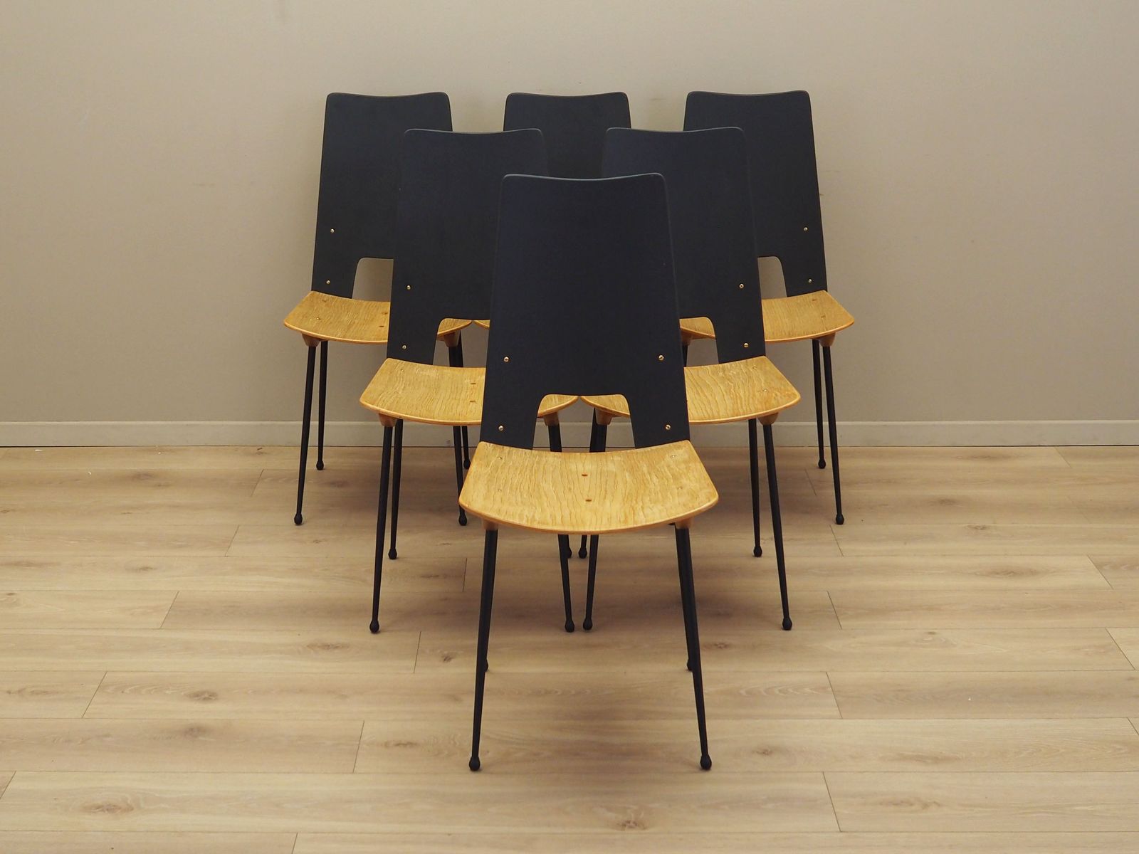 Set Of Six Chairs, Italian Design, 1950s, Designer: Carlo Ratti, Manufacturer: Legni Curva photo vinterior