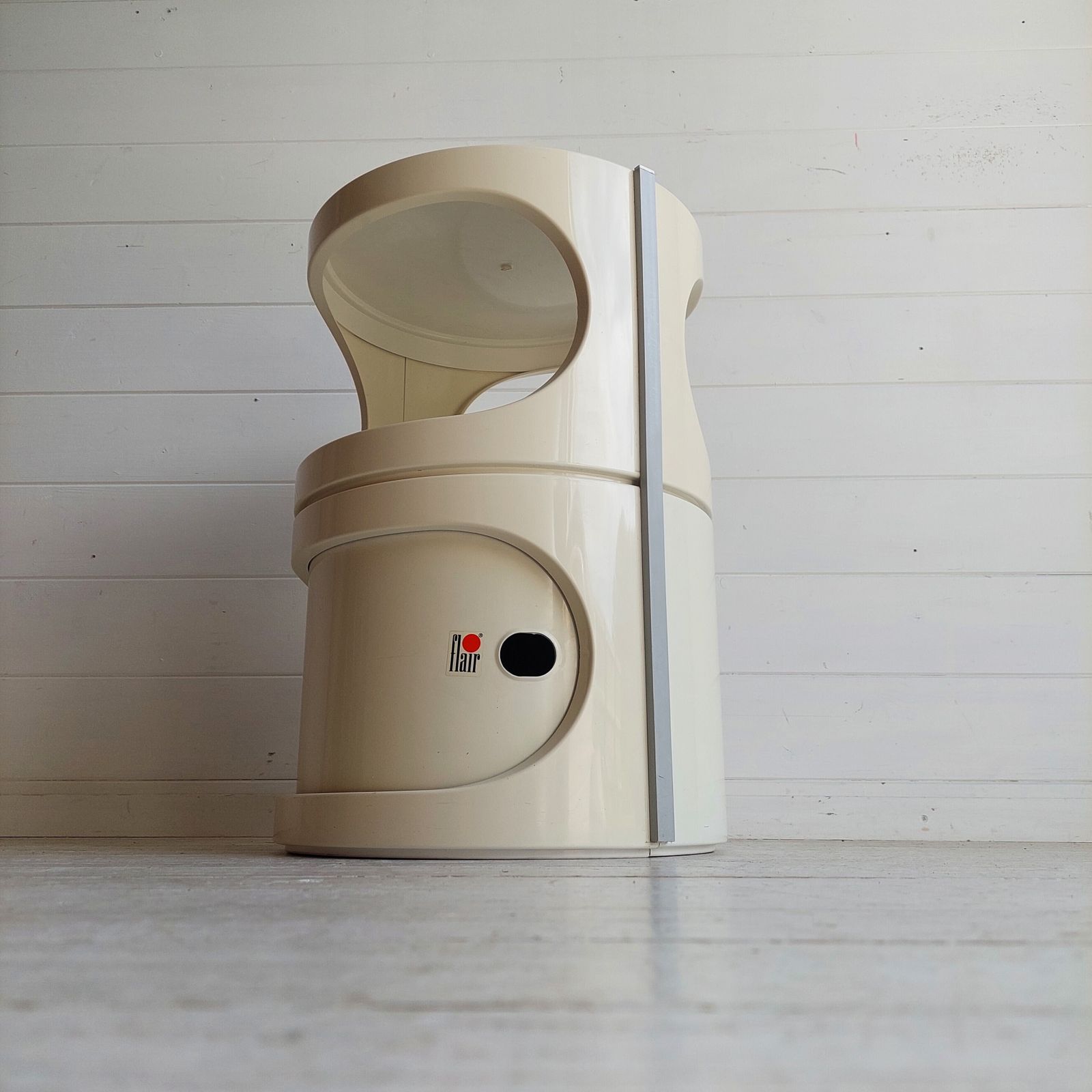 Mid Century  Plastic Side Table Space Age Nightstand Marc Held  Flair, France  Holland 970s photo vinterior