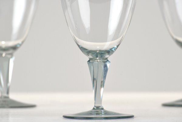 White Wine Glasses By Wilhelm Wagenfeld For Vlg Weisswasser, Germany, 1937, Set Of 5 photo 859.0