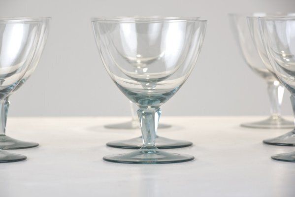 Burgundy Glasses By Wilhelm Wagenfeld For Vlg Weisswasser, Germany, 1937, Set Of 8 photo for sale