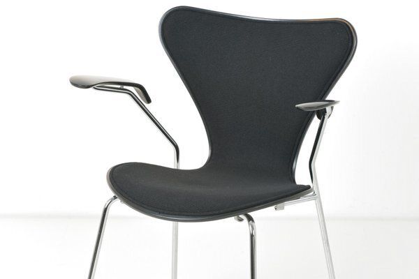 Model 3207 Chairs In Black Kvadrat Upholstery By Arne Jacobsen For Fritz Hansen, Denmark, 1996, Set Of 4 photo Furniture