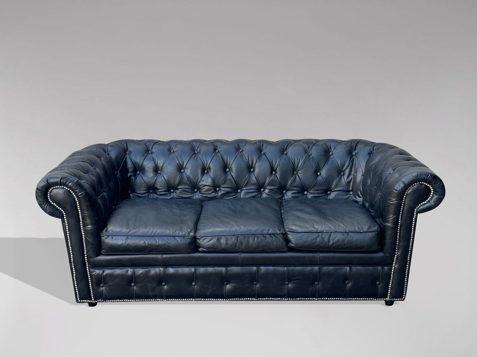 Three Seater Black Leather Chesterfield Sofa photo 2300.0