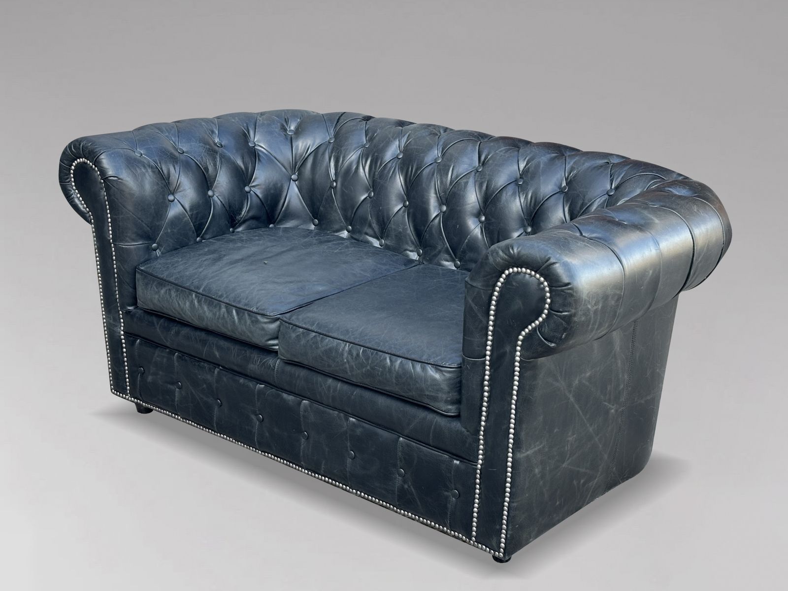 Two Seater Black Leather Chesterfield Sofa photo Furniture