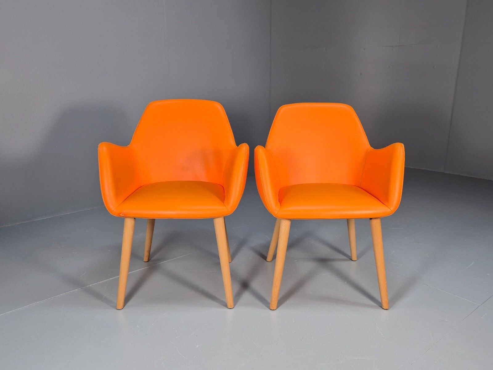 2 Vintage Orange Bucket Form Vinyl Armchairs Retro Modern Eb9708 Mnor photo buy
