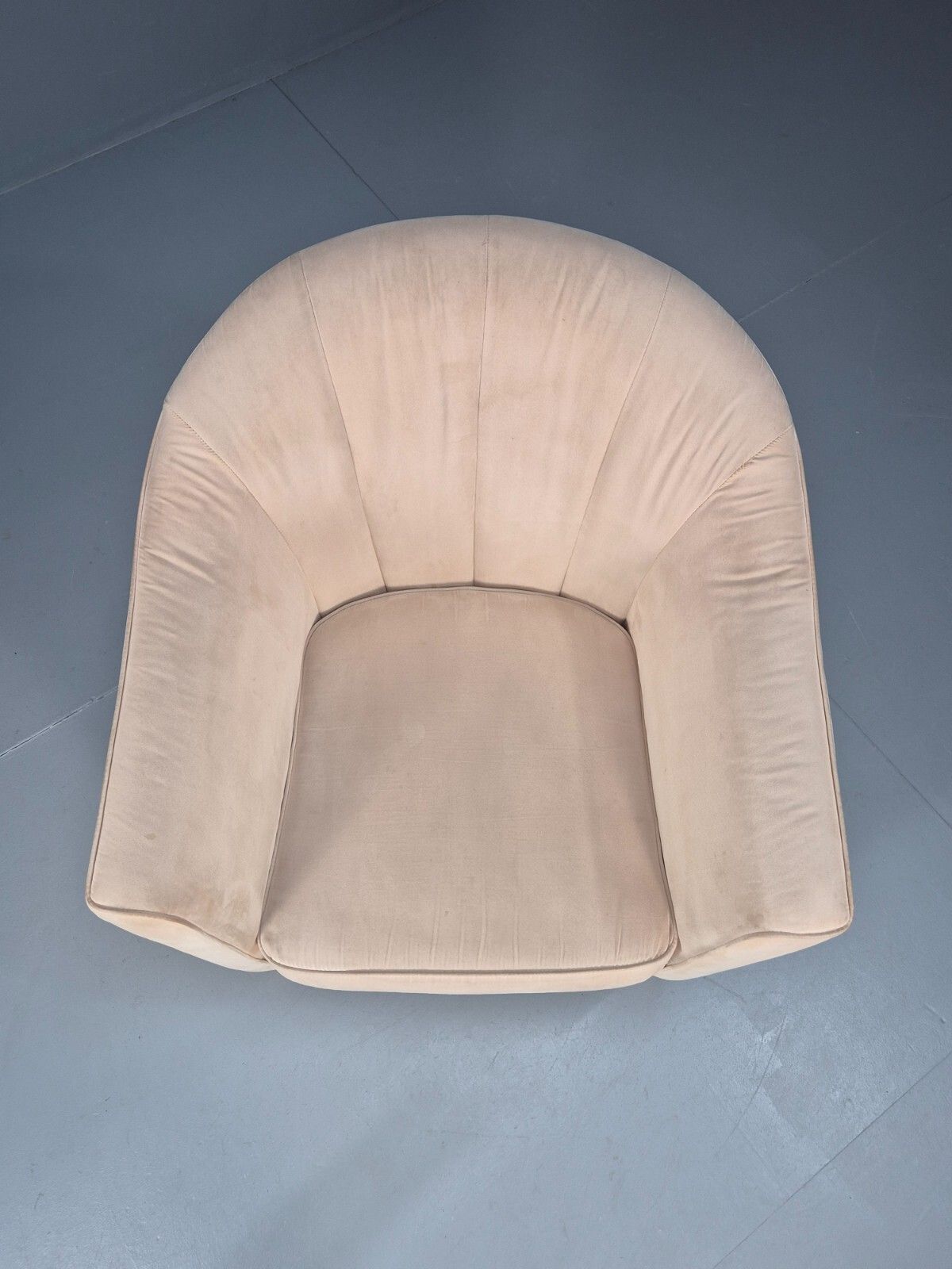 Mordern Danish Cream Faux Suede Tub Chair Beech Legs Eb9308 Mnor photo vinterior