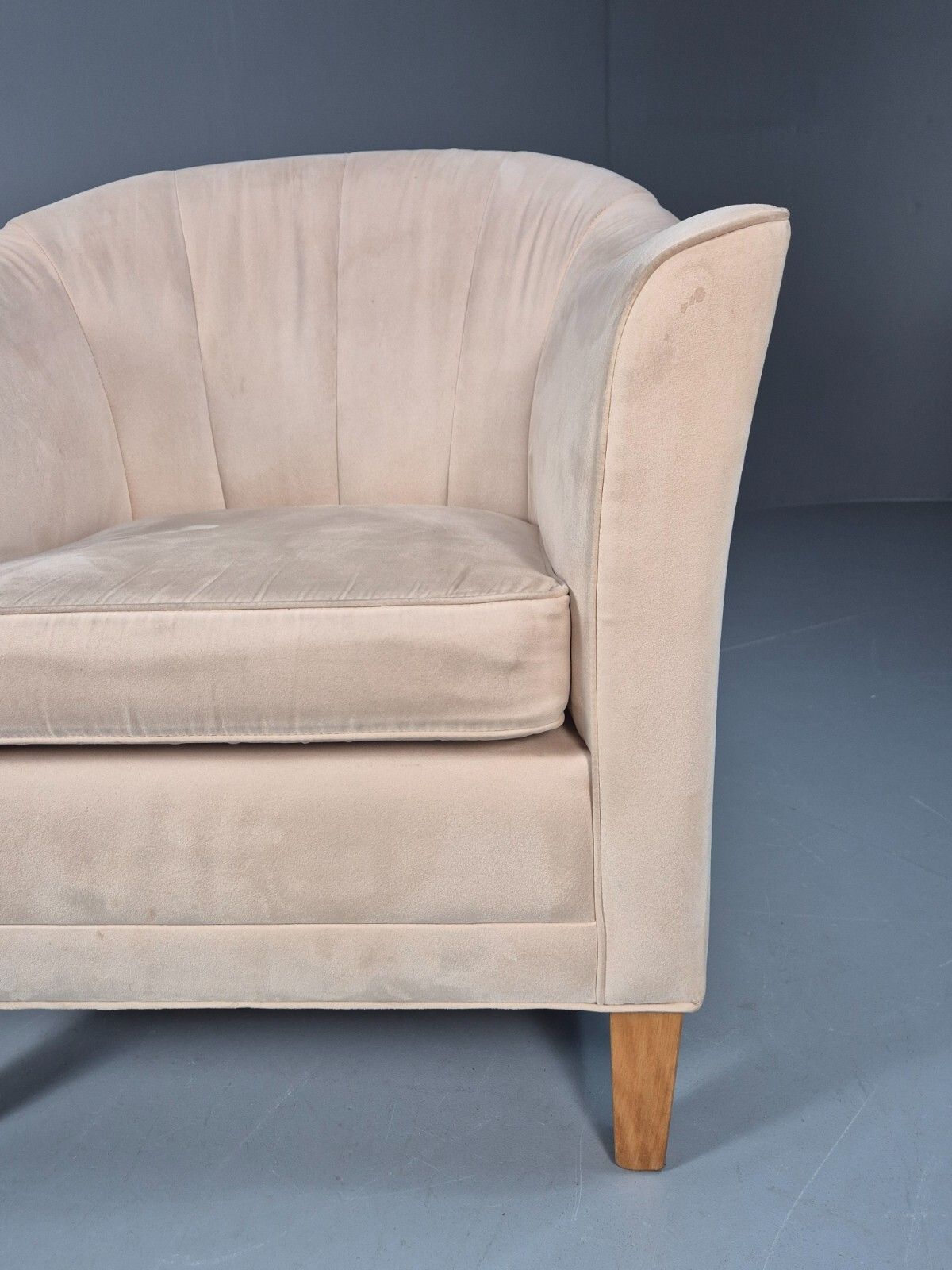 Mordern Danish Cream Faux Suede Tub Chair Beech Legs Eb9308 Mnor photo buy