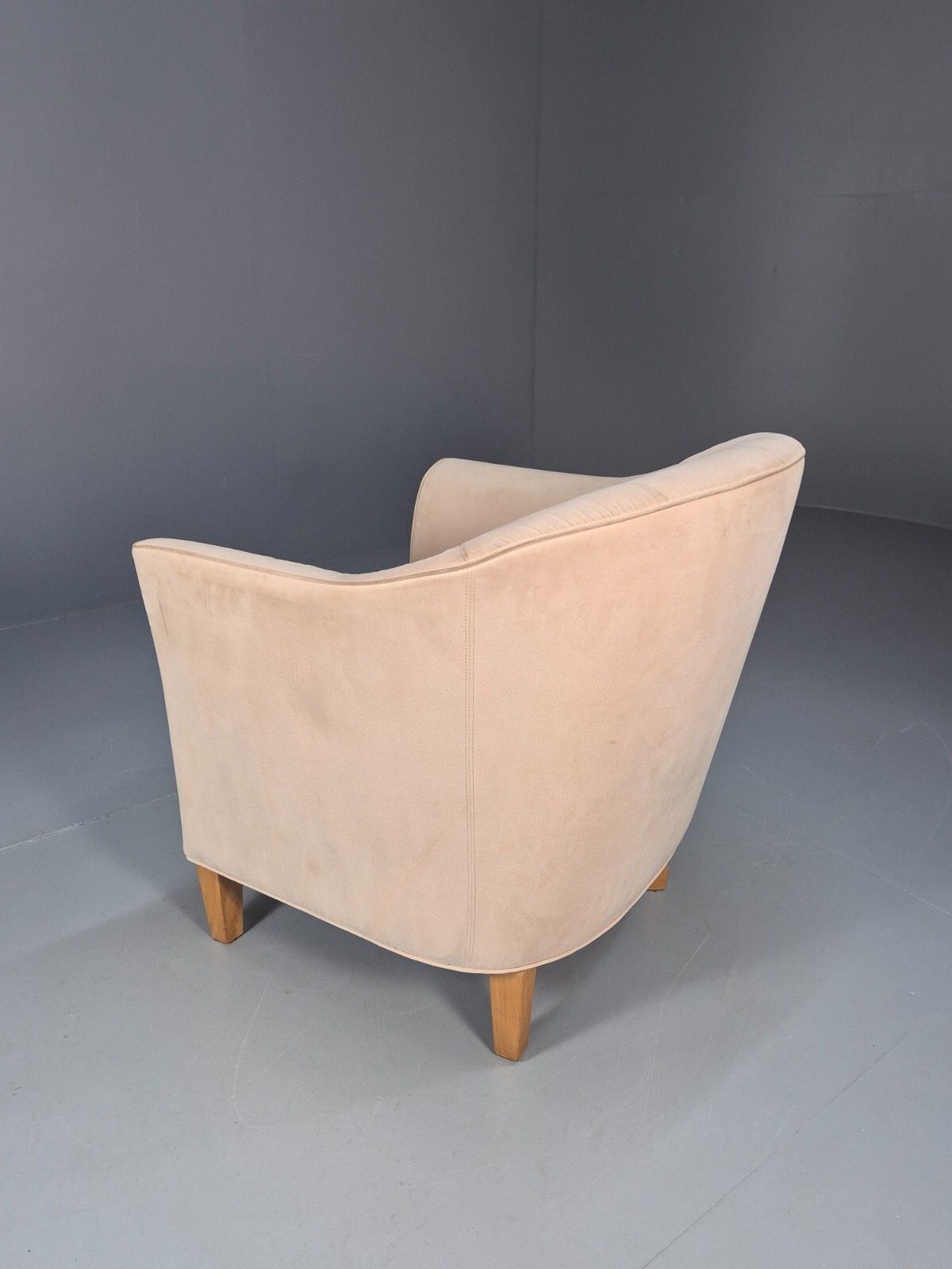 photo buy Mordern Danish Cream Faux Suede Tub Chair Beech Legs Eb9308 Mnor