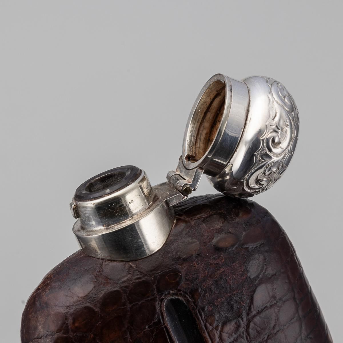 Antique 20thc Novelty Silver Plate & Crocodile Leather Golfing Hip Flask C.1920 photo vintage