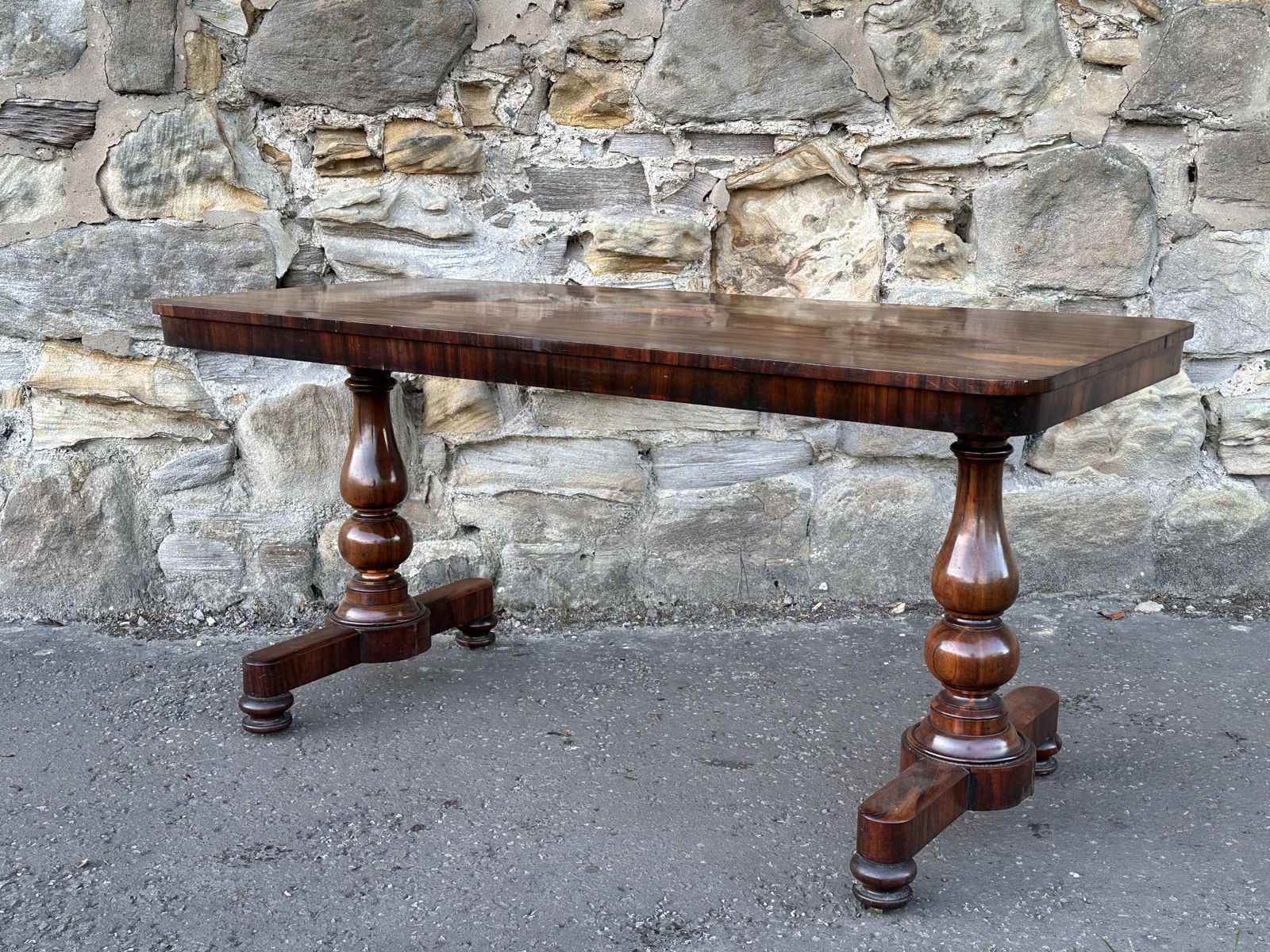 An Impressive George IV Goncalo Alves 'Pillar End' Library Table Attributed To Gillows C.1830 photo for sale