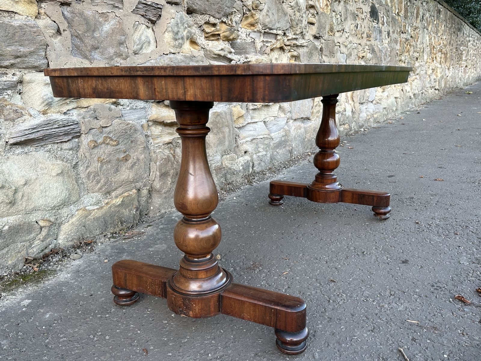 An Impressive George IV Goncalo Alves 'Pillar End' Library Table Attributed To Gillows C.1830 photo buy