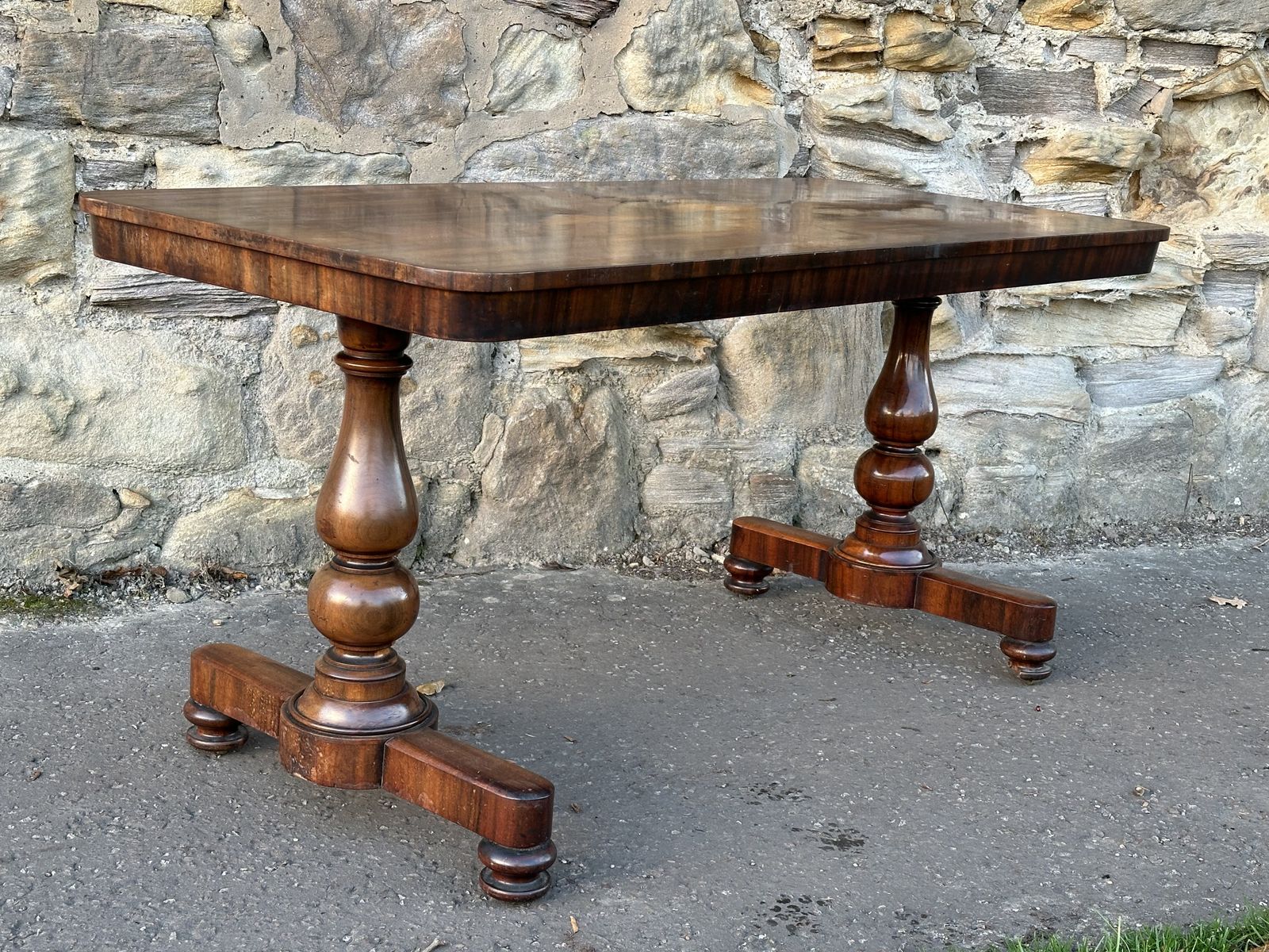 An Impressive George IV Goncalo Alves 'Pillar End' Library Table Attributed To Gillows C.1830 photo furniture