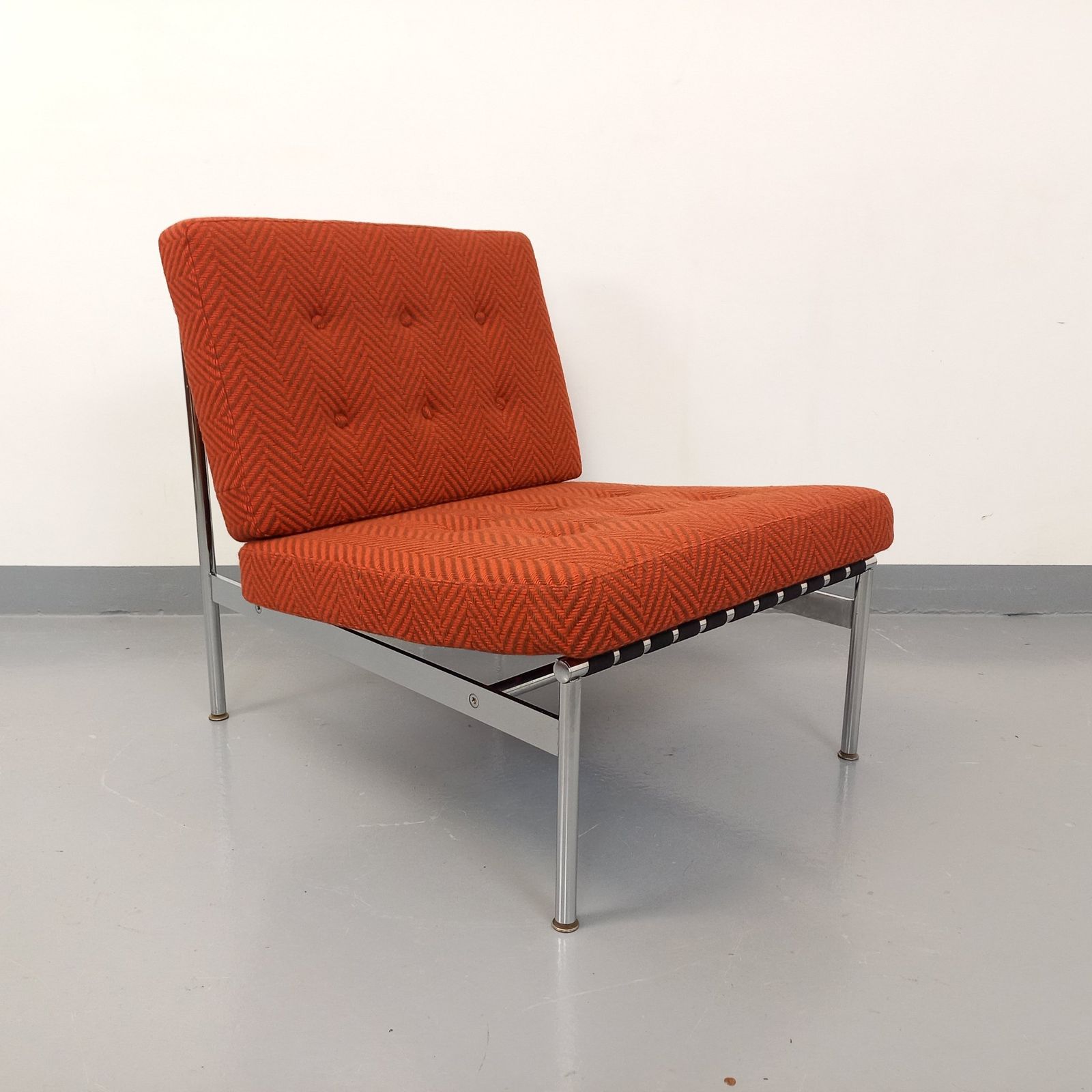 Modernist Armchair In Chromed Metal And Wool Fabric photo Furniture