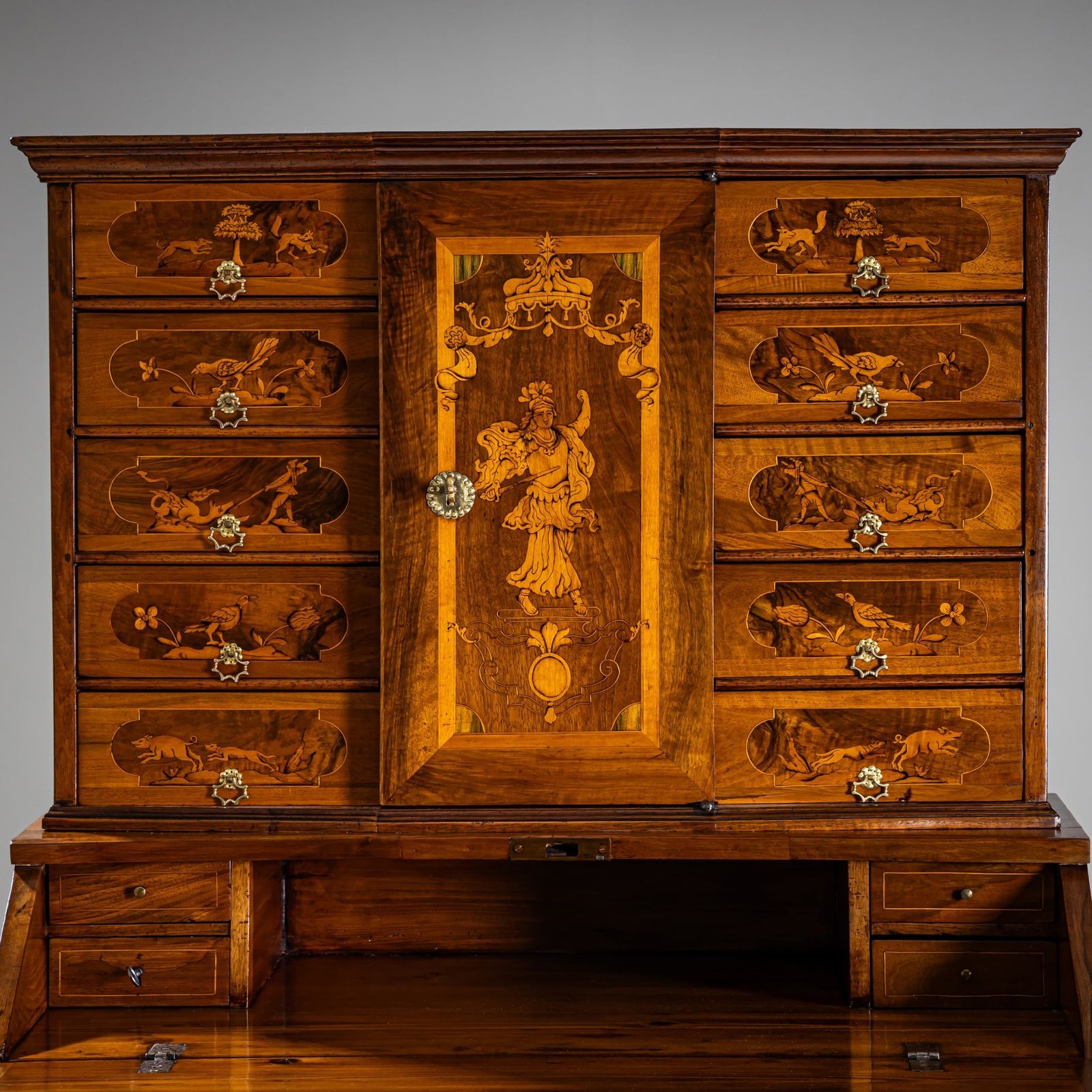 Baroque Secretary à Trois Corps In Walnut, Mid 18th Century photo buy