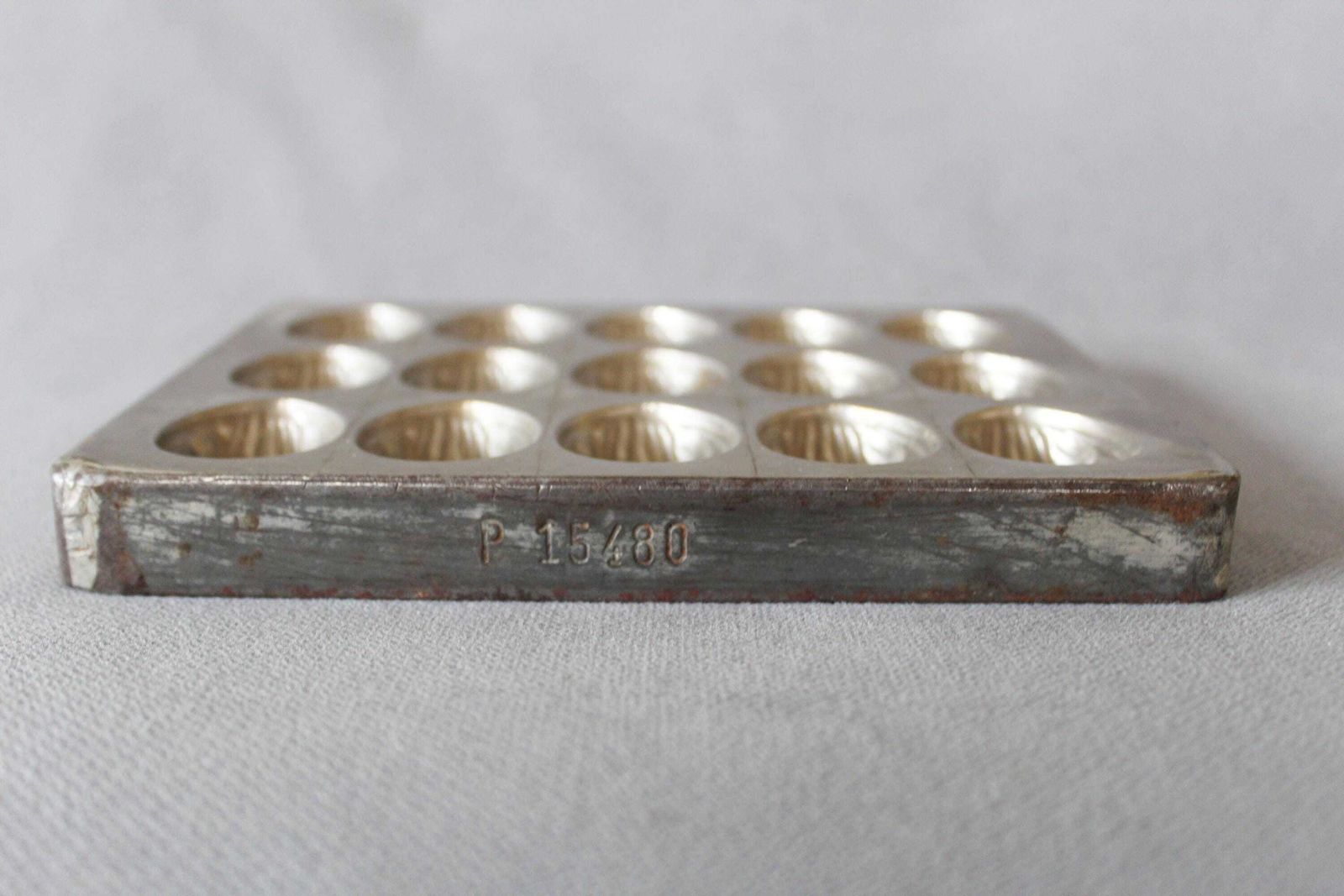 Vintage Large Heavy Chocolate Mold, Belgium Walnut Metal Professional Mold, Darchambeau Charleroi, Kitchenware Utensil, 15 Placement photo Home Decor