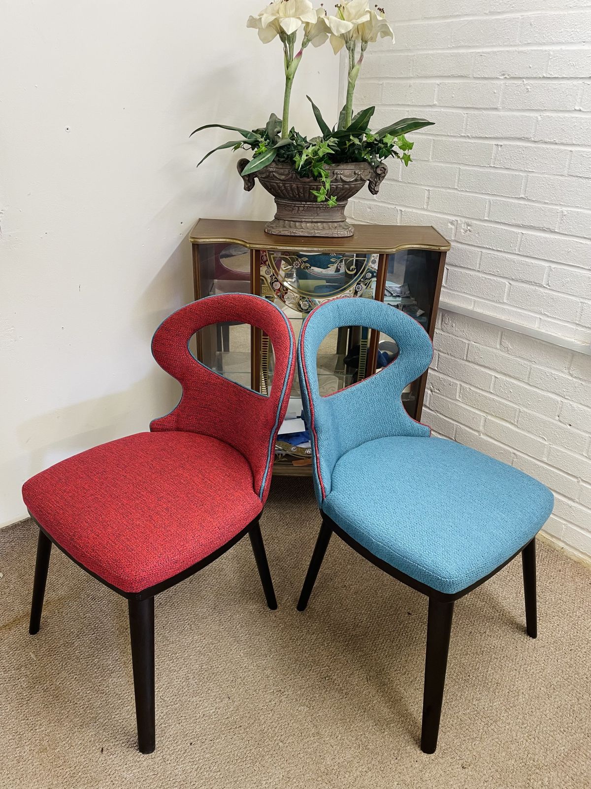 Set Of 6 Vintage Italian Dining Chairs Reupholstered In Multicoloured Fabric photo buy