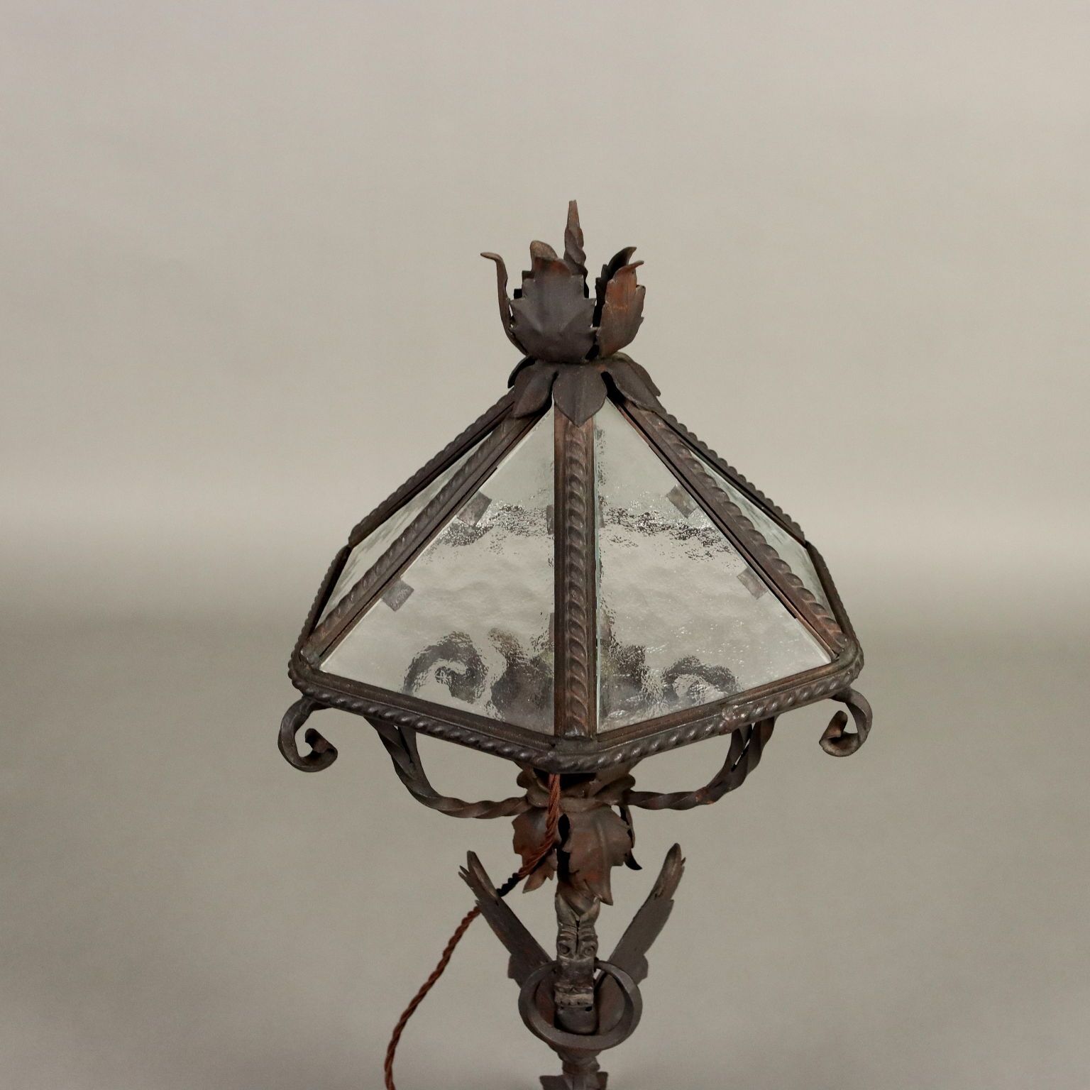 Neo Renaissance Style Lamp Iron XX Century photo Lighting