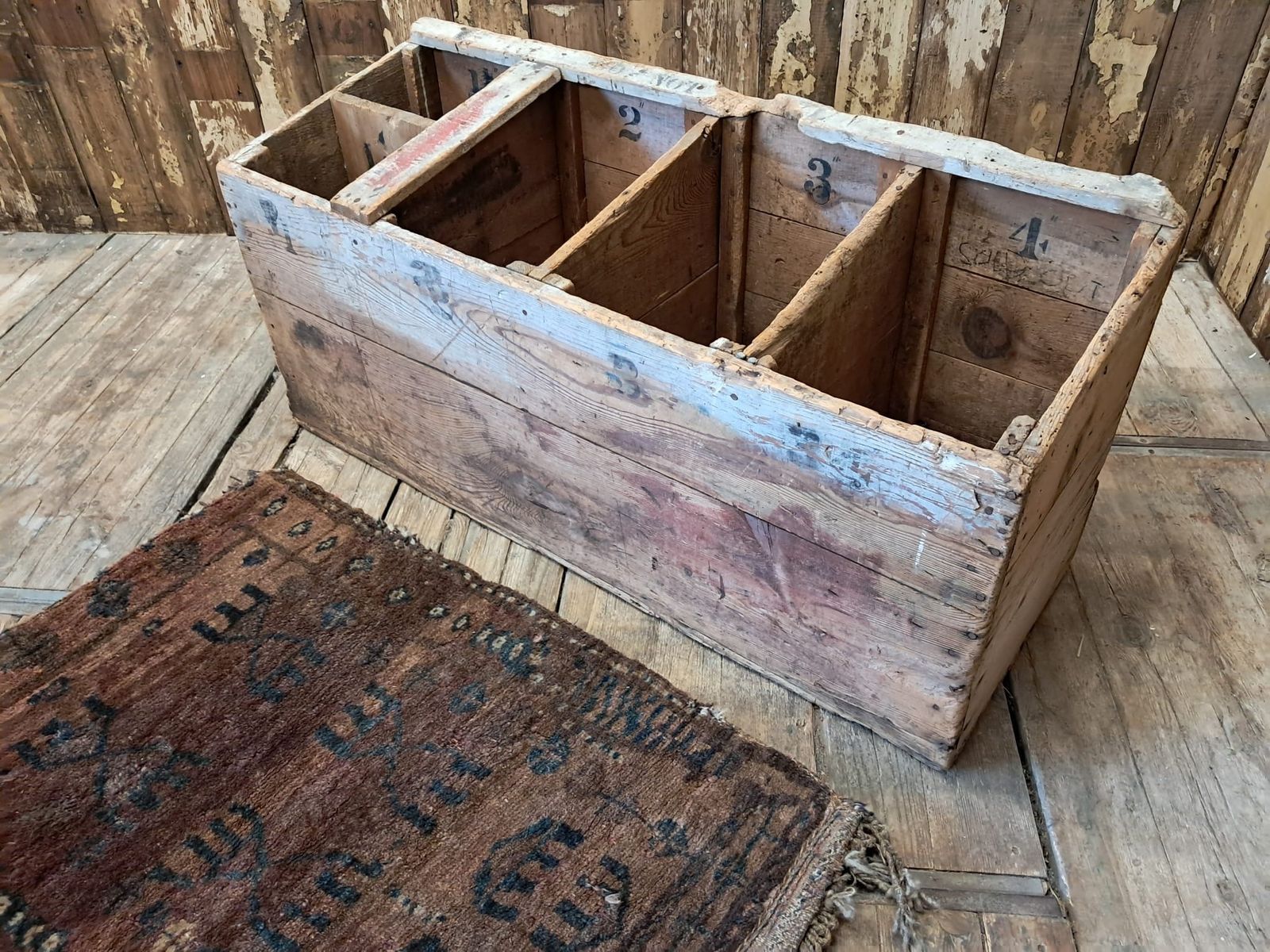 photo buy Primitive Textile Bin