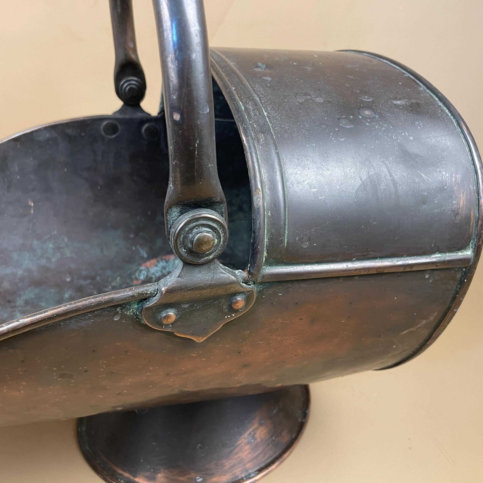 Antique Metal Dark Copper Coal Bucket Handle Fireside Fire Side Scuttle Log Helmet Farmhouse Cottage Aged Patina Vintage Fireplace Bronze photo 69.0