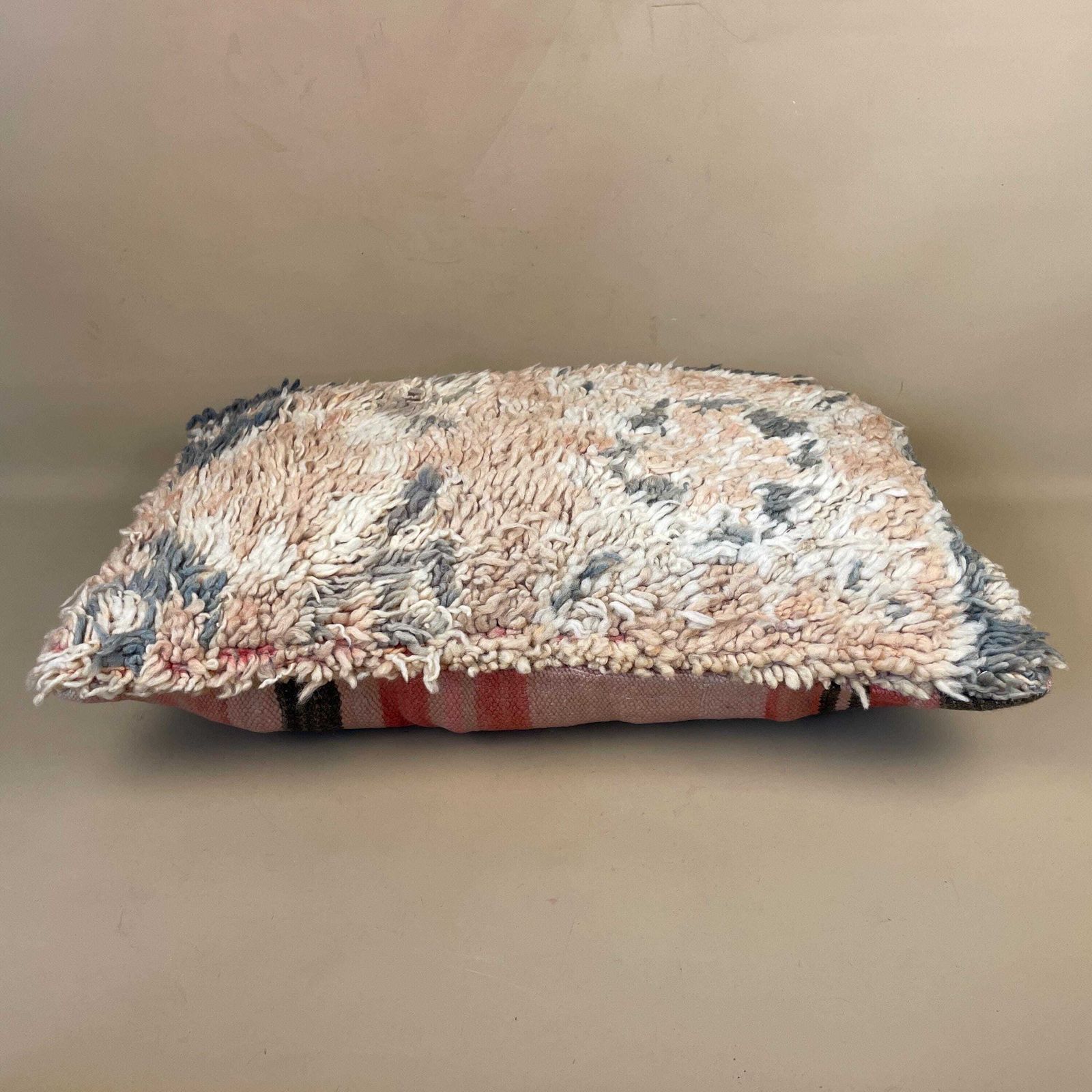 Moroccan Berber Kilim Cushion Antique Carpet Pillow Feather 60x40cm Abstract Feather Filled Pale Pink Beige Blue Green Traditional Rectangle photo Textiles