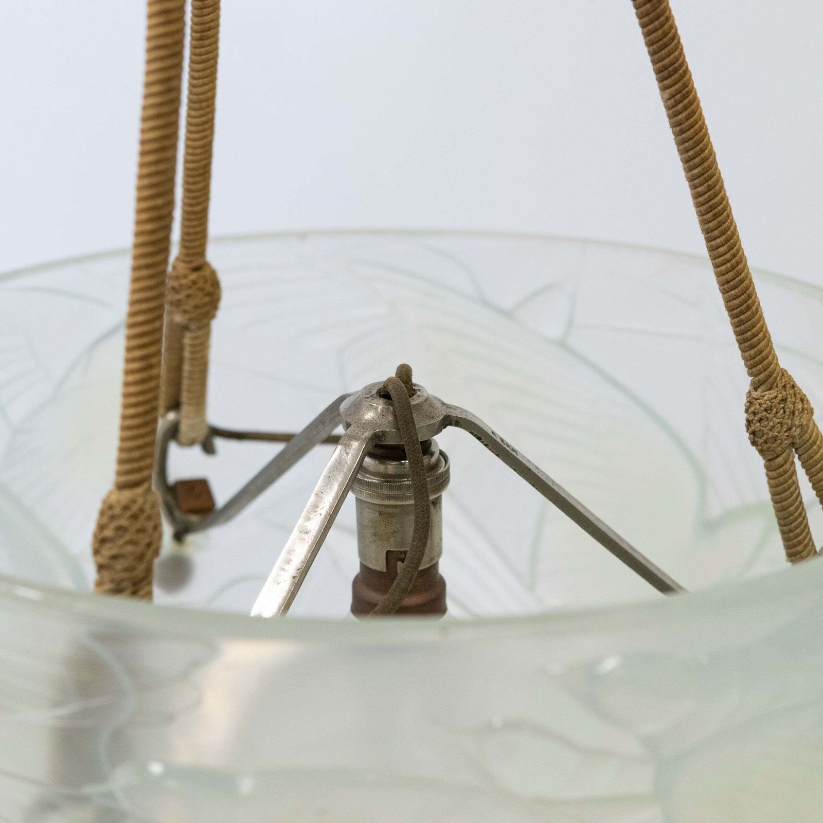 photo vinterior Antique Henri Dieupart Abstract Art Deco Bird Bowl Pendant Light