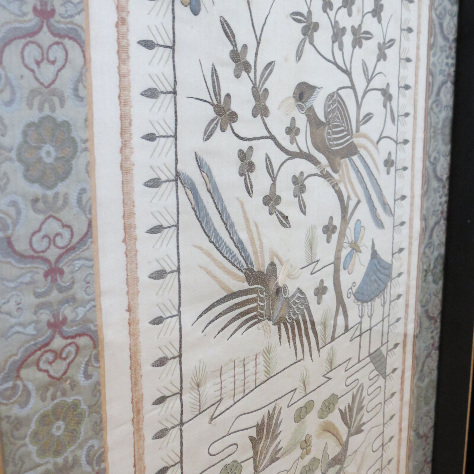 photo vinterior Pair Of Antique Chinese Silk And Metallic Thread Tapestries 1900 Koi Carp