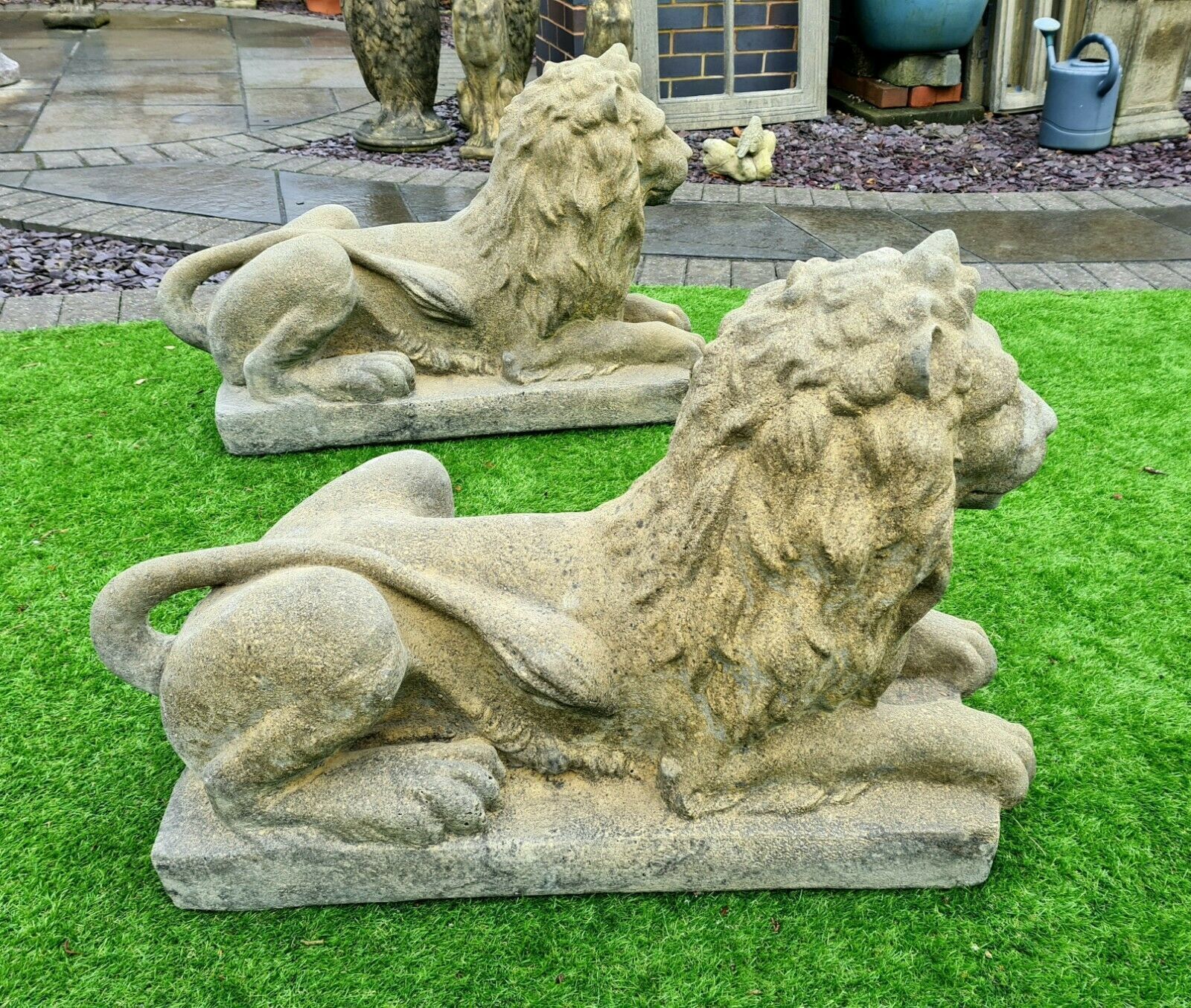 photo furniture Vintage Superb Langport Lions English Stone   Delivery Available Via Our Specialist Sister Courier Company 0242.