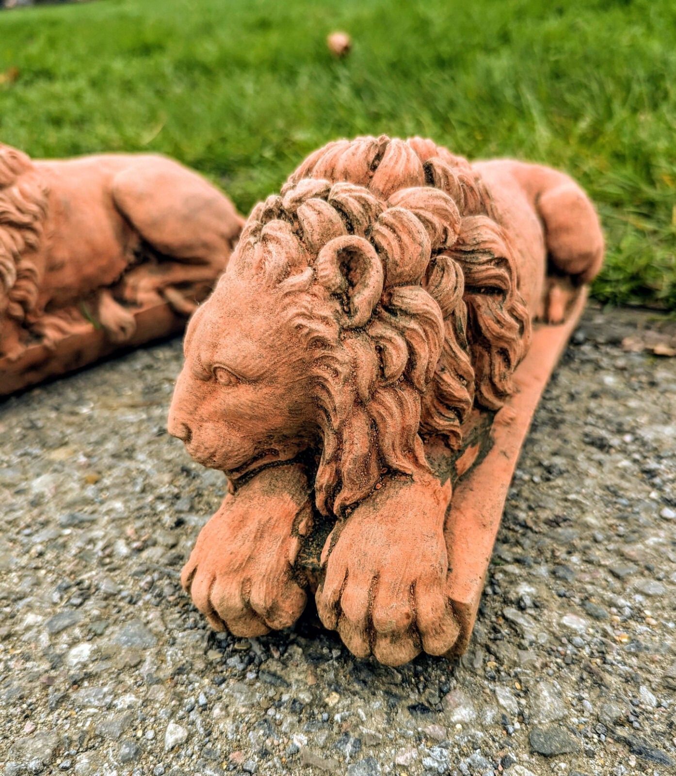 Vintage Pair Canova Lions English Stone Garden Ornament Delivery Available 0121.