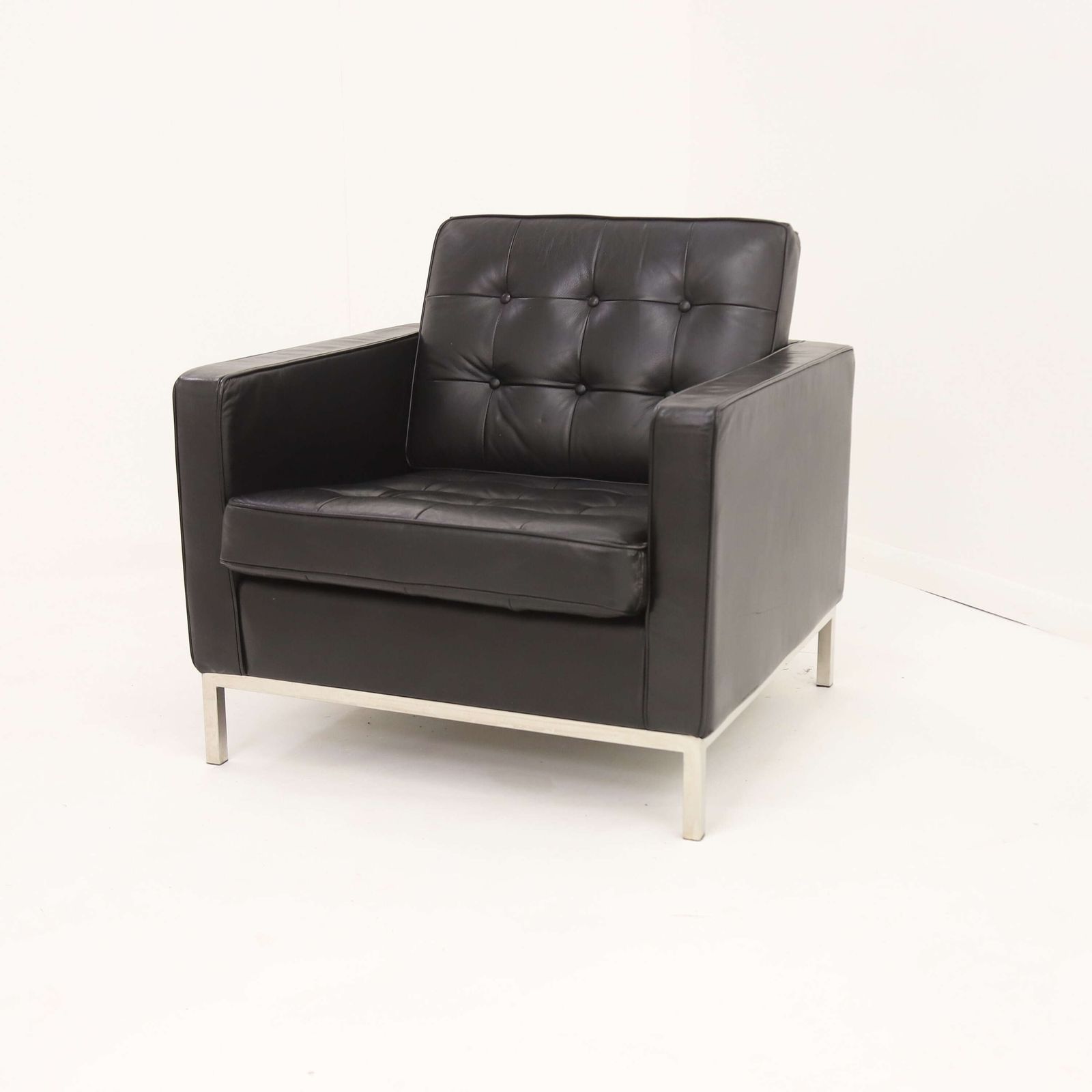 Armchair In The Manner Of Florence Knoll   Mid Century Modern Classic photo Furniture