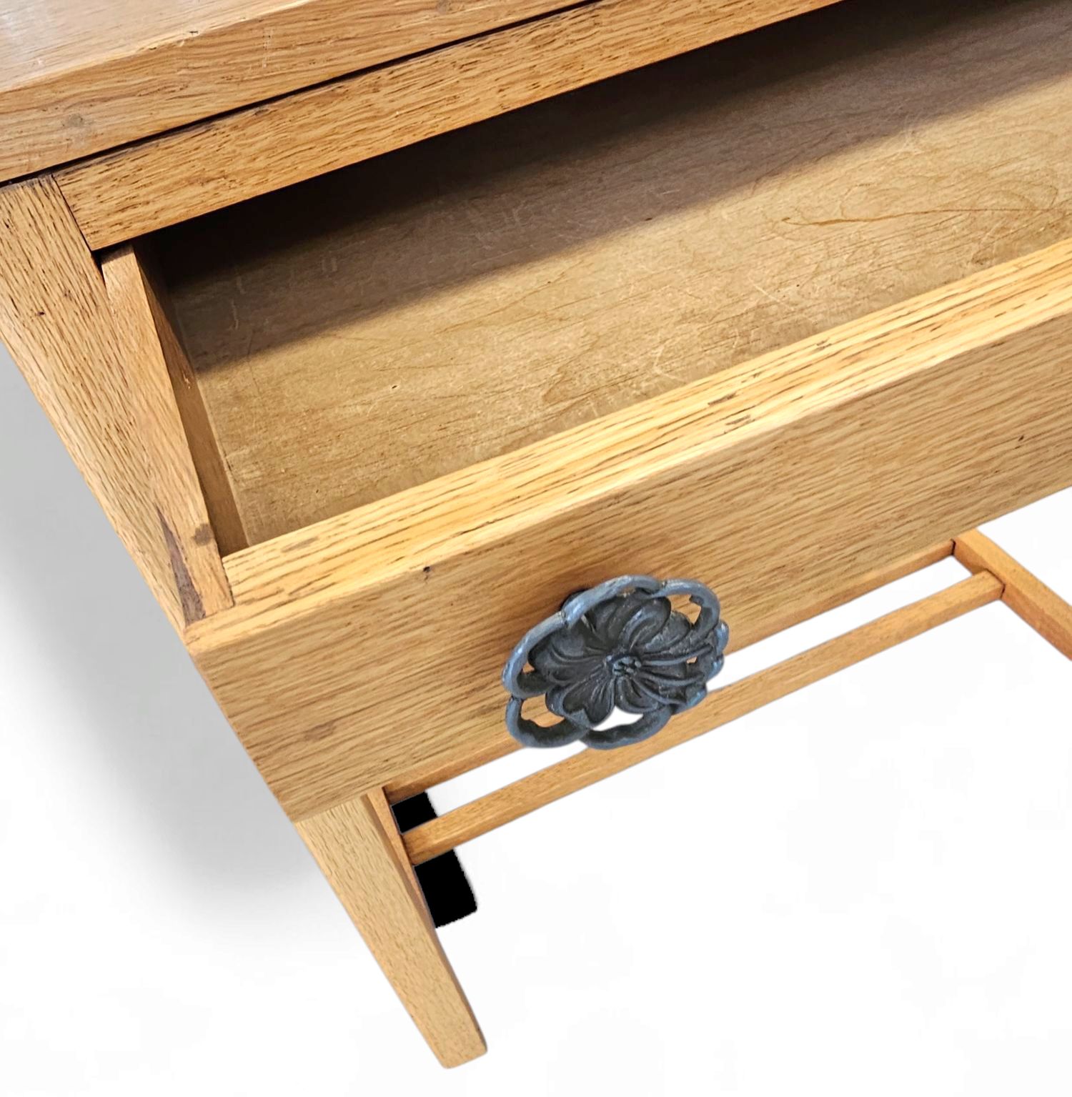 Solid Oak Side Table 1970s, Vintage photo 738.0