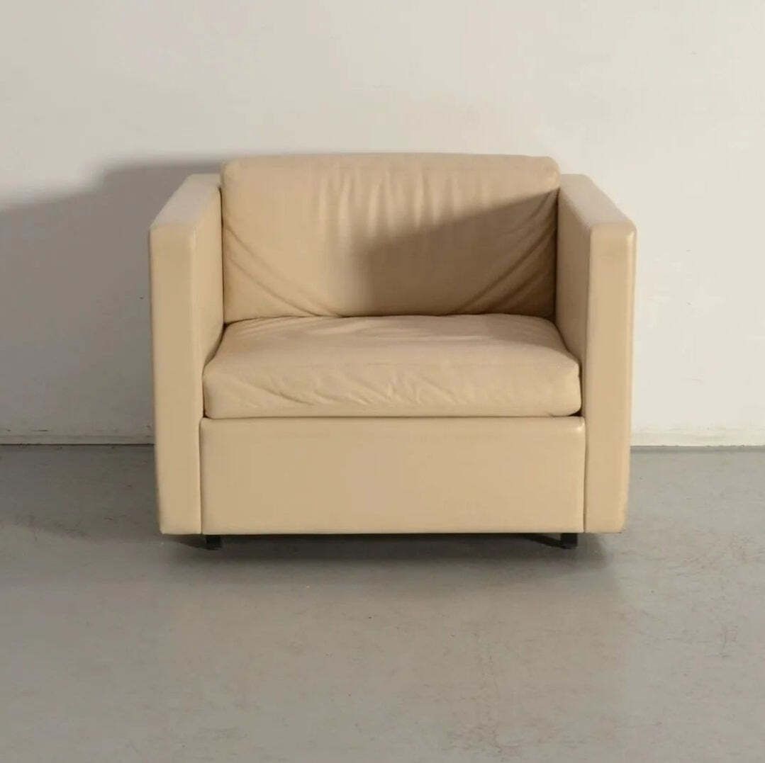 Charles Pfister For Knoll Mid Century White Leather Sofa And 4 X Cube Club Chairs photo for sale