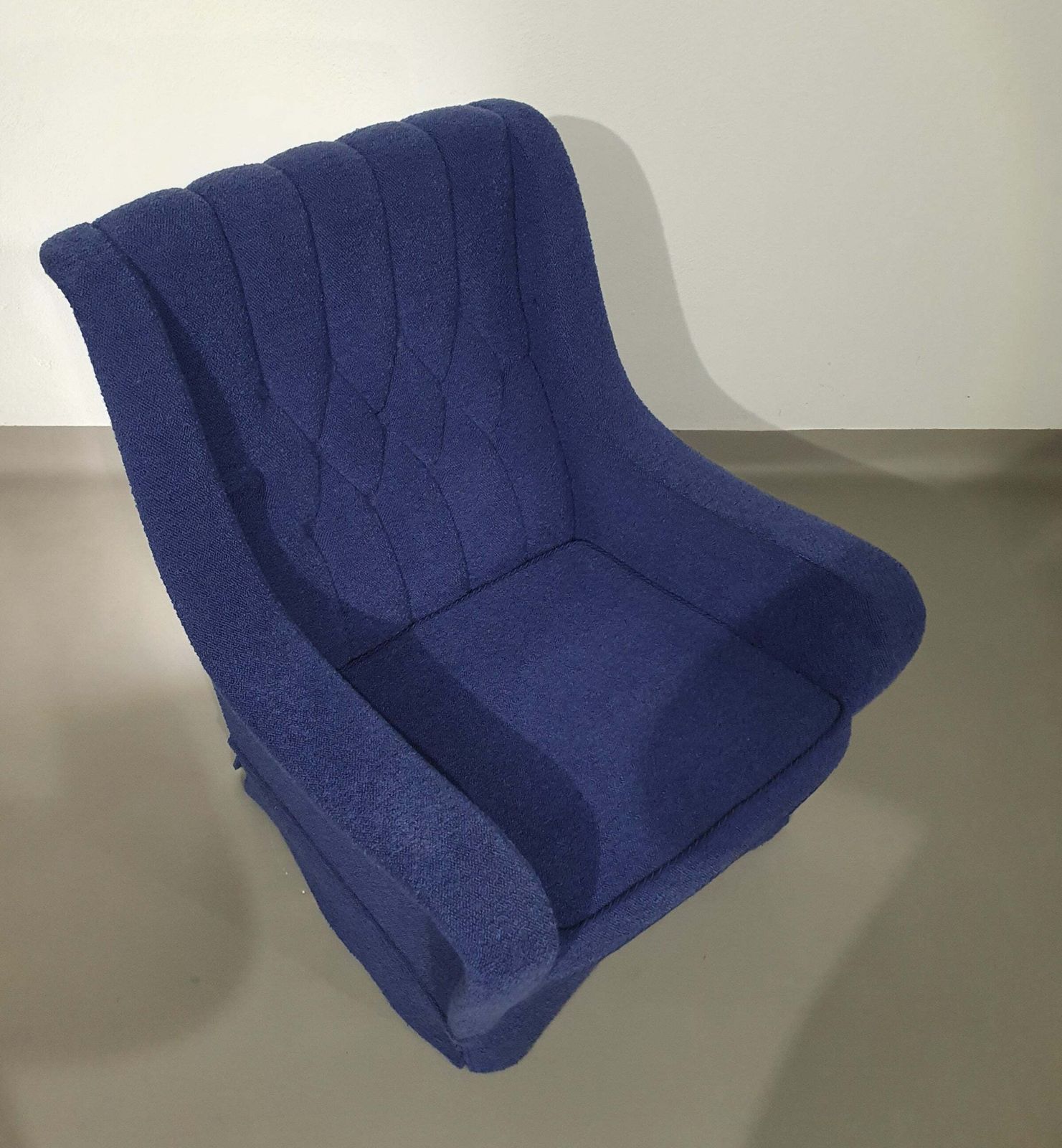 Graceful Arm Chair / Wool Bouclé / 70's photo 951.0