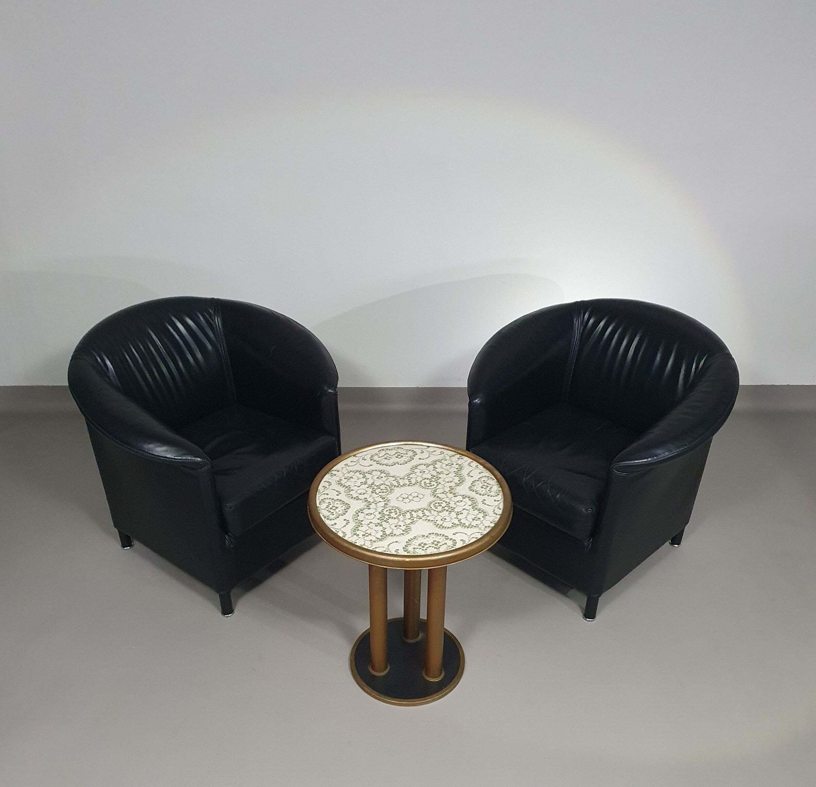 Aura Chairs / Black Leather By Paolo Piva For Wittmann 1980 photo furniture