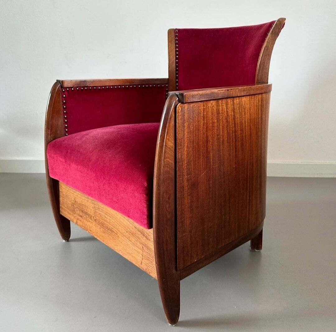 Set Art Nouveau Club Chairs. photo furniture