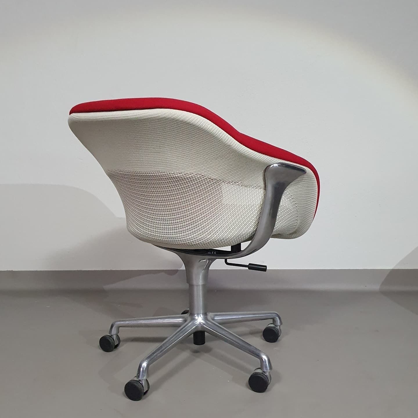 photo furniture Coalesse Sw 1 Conference Chair Scott Wilson / Steelcase
