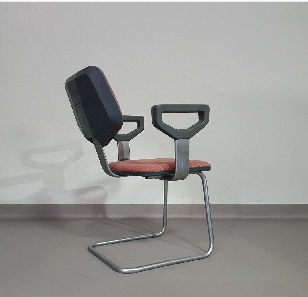 2 X Very Rare Nimbus 2103 Gispen Chair / Circle Software Group 1983 / Peter De Boer photo furniture