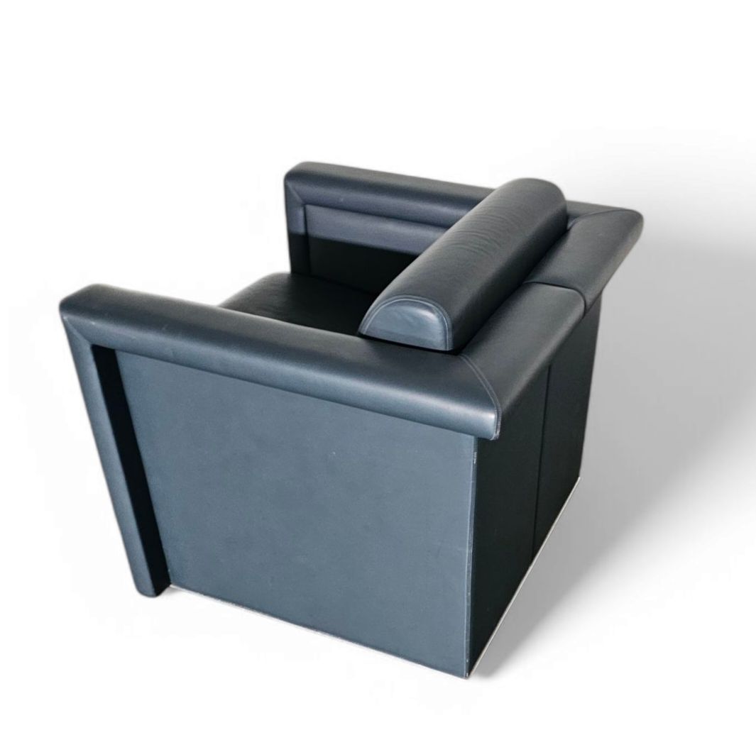 photo for sale Pair / Trix And Robert Haussmann / Leather Chairs By Knoll