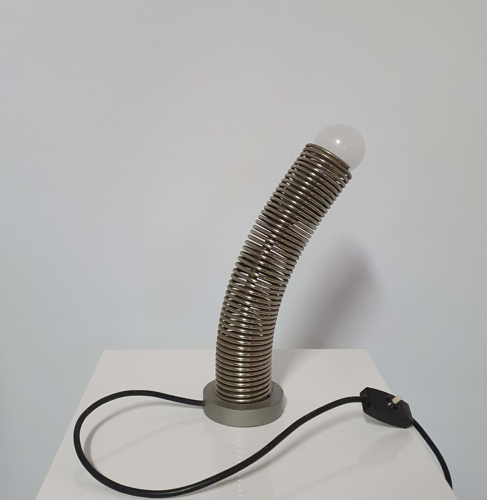 Spring Adjustable Table Lamp 1970's photo 423.0