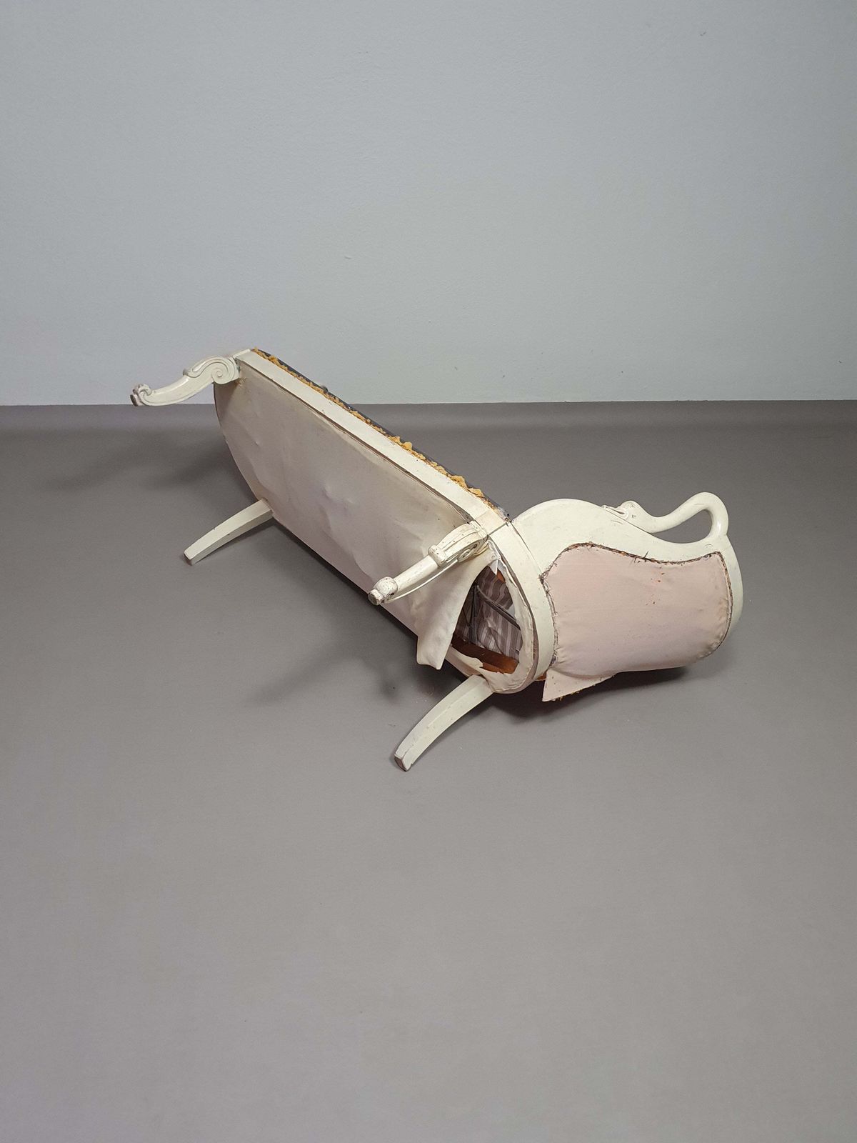 Furniture Beautiful Old Art Noveau , Unfinished Frenche Canapé / Chaise Longue With Gooseneck Armrests photo