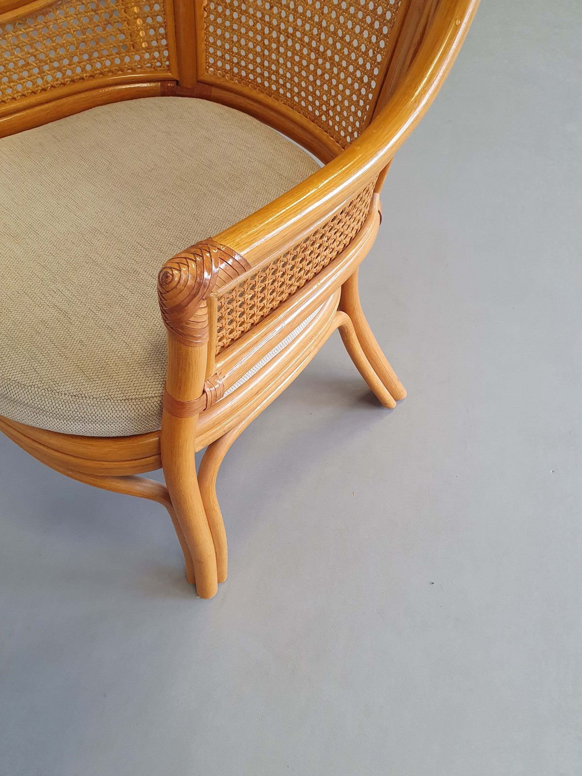 4 X Rattan /Webbing Dining Chairs 80s In Beautiful Condition photo vintage