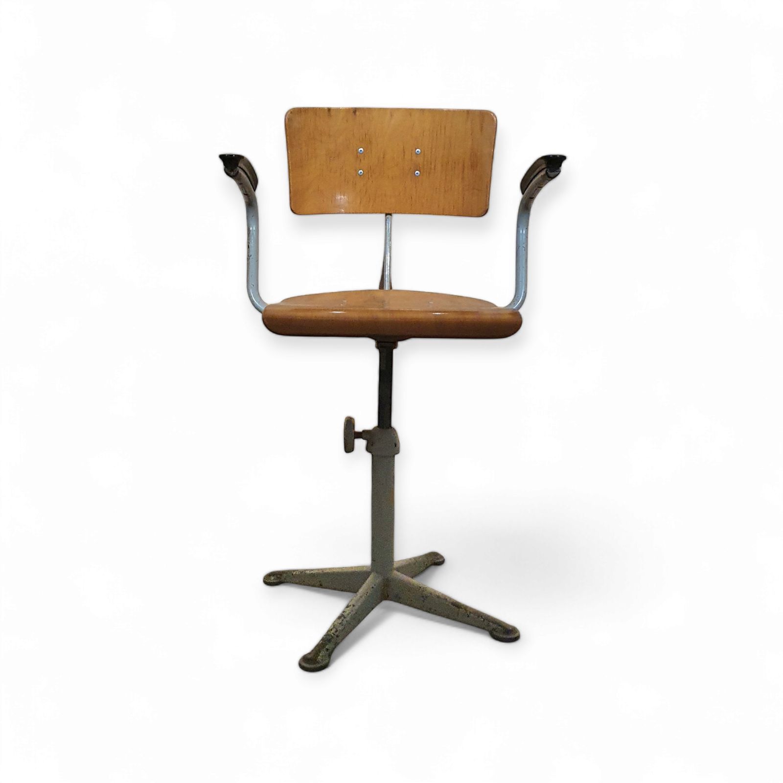 Friso Kramer For Ahrend Cirkel Studio Chair With Arms / 1960s photo furniture